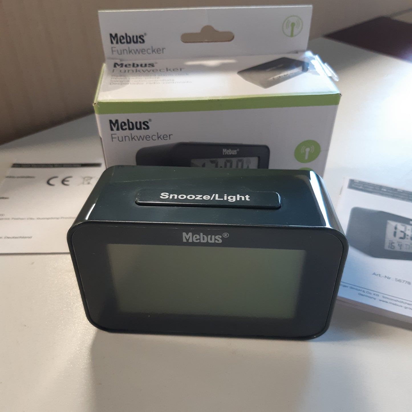 229314 - MEBUS Orë Alarmi Dixhitale me Radio e Kontrolluar, Kalendar Hënor, Dritë, Termometër i Brendshëm, 2 Orë Alarmi, Funksion Shtyrjeje, Material Plastik, Ngjyra Gri, Model 51460