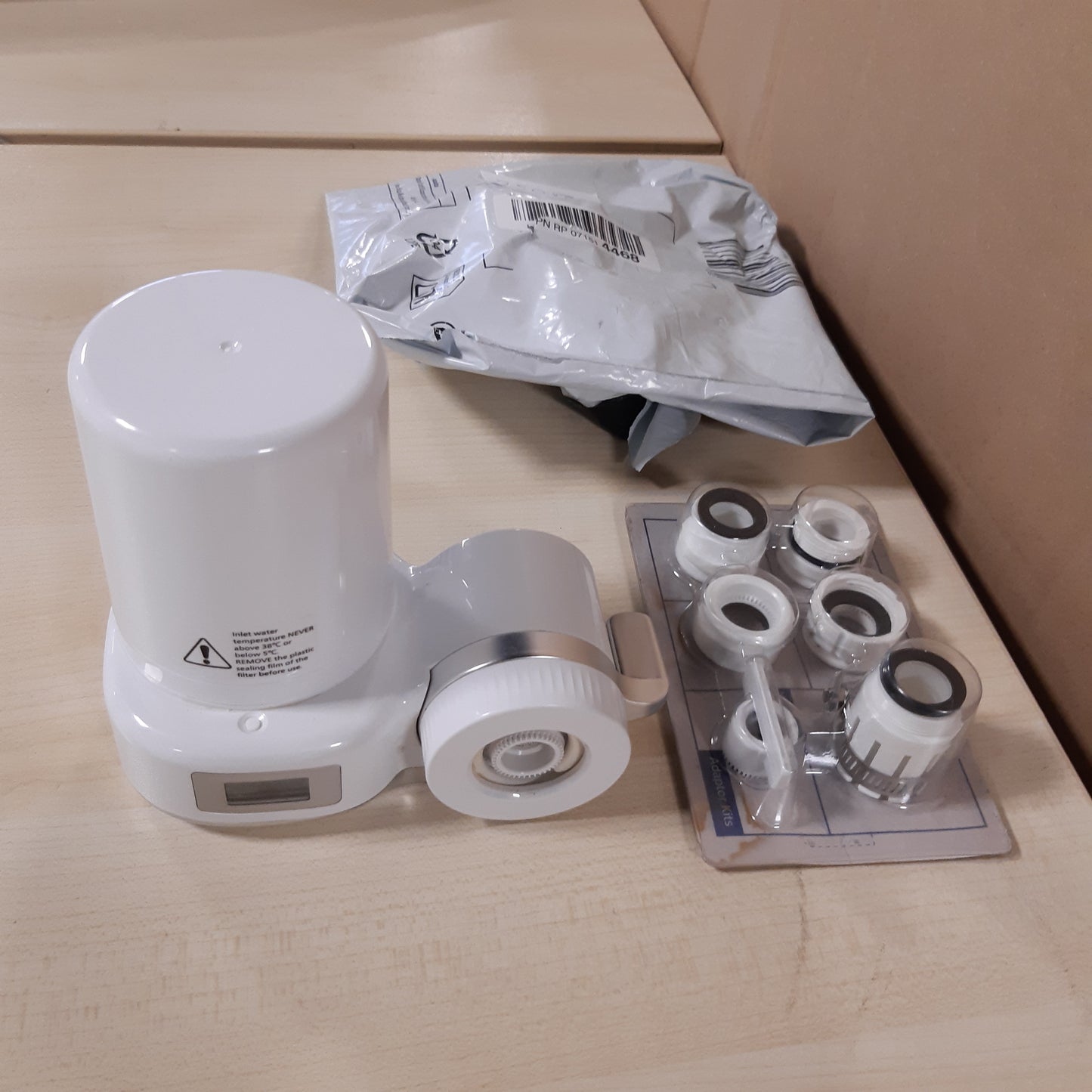 250886 - PHILIPS Filtri i ujit Water OnTap AWP3705P1/10, mikrofiltrim me ekran dixhital, kapacitet filtrimi 1,000 L