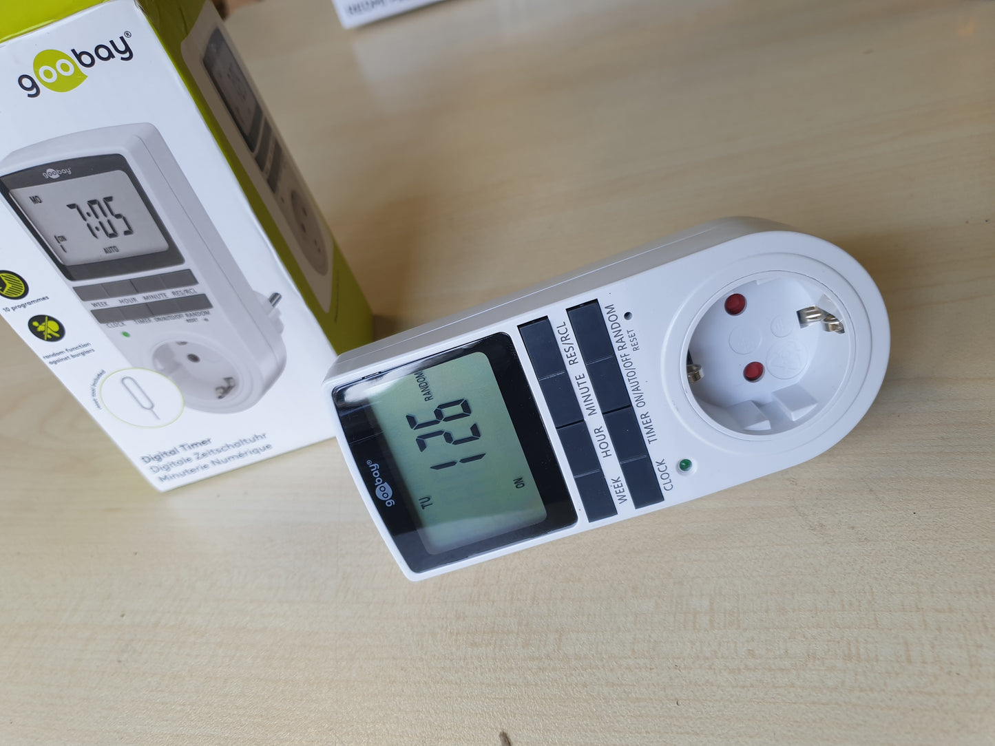 224152 - GOOBAY Kohëmatës Dixhital i Prizës 64900, 10 Programe Ditore, Modalitet i Rastësishëm Anti-Vjedhje, Ekran i Madh, I Programueshëm, 3680 W në 230 V (AC), 16 A, i Bardhë