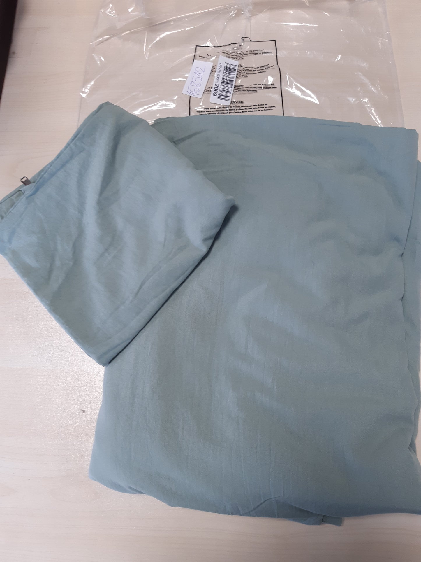168512 - DUVETNOVA Set çarçafësh jeshile, material pambuk Oeko-Tex, përfshin 1 mbulesë jorgani 200x200cm dhe 2 mbulesa jastëku 80x80cm, me zinxhirë