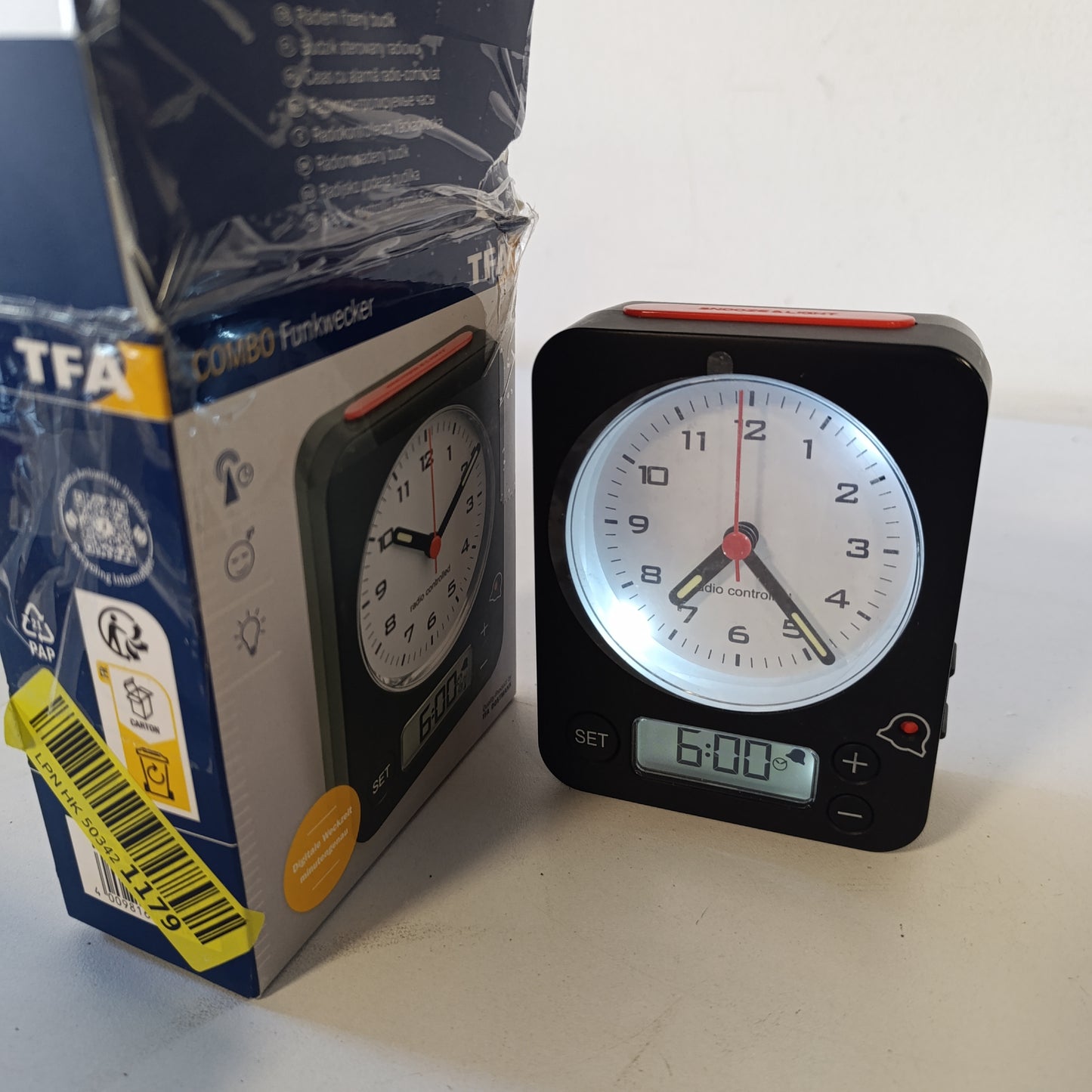 222162 - TFA DOSTMANN - Orë alarmi me radio 60.1511.01.05, Orë analoge me alarm dhe orë dixhitale, Funksionim i lehtë, E qetë, Ndriçim i gjithanshëm, Funksionon me bateri, E zezë