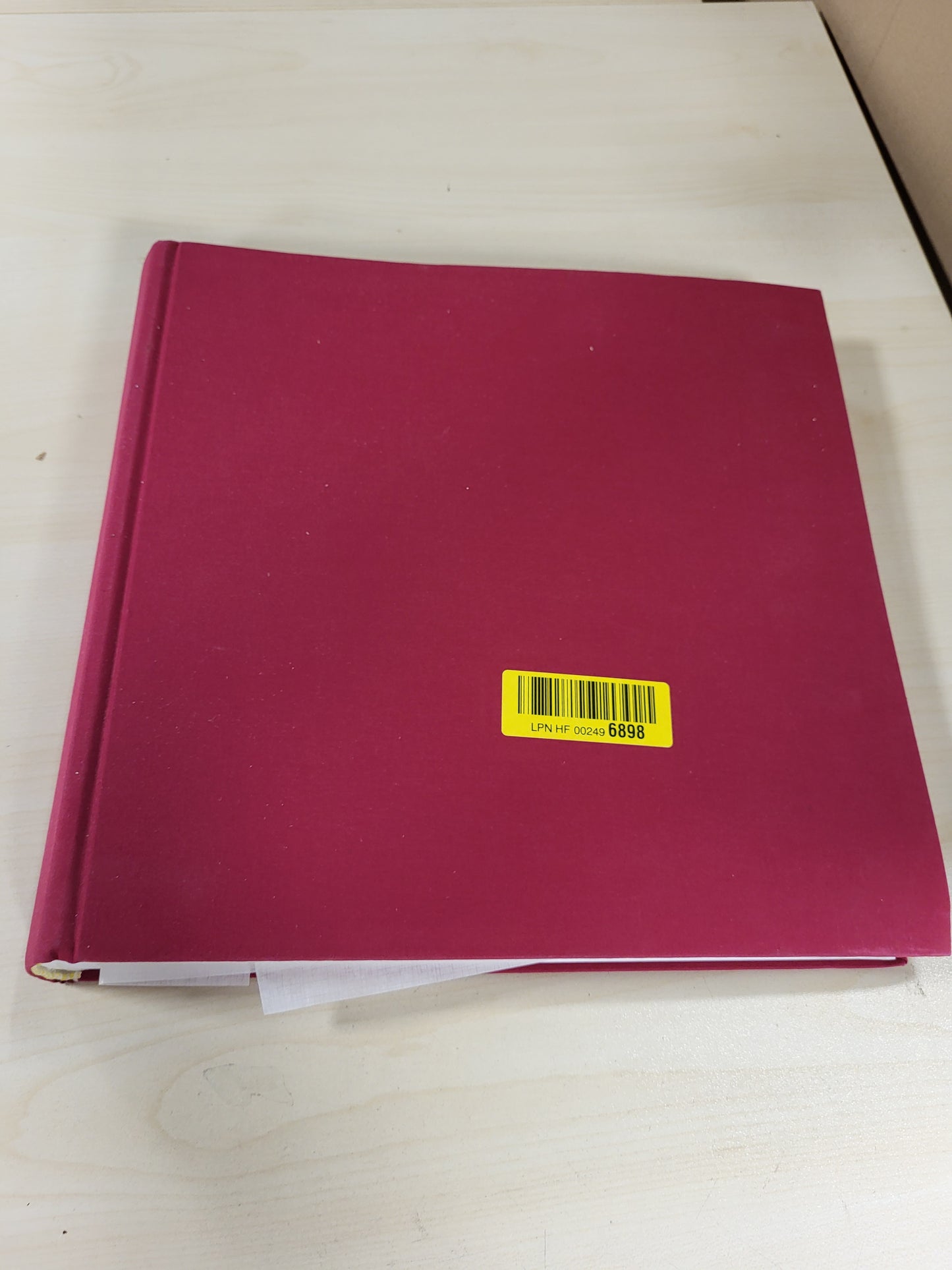 215343 - Album fotografish me xhepa, 21x28 cm, mban 200 foto (13x18 cm), mbulesë prej pëlhure pambuku, ngjyrë bordo