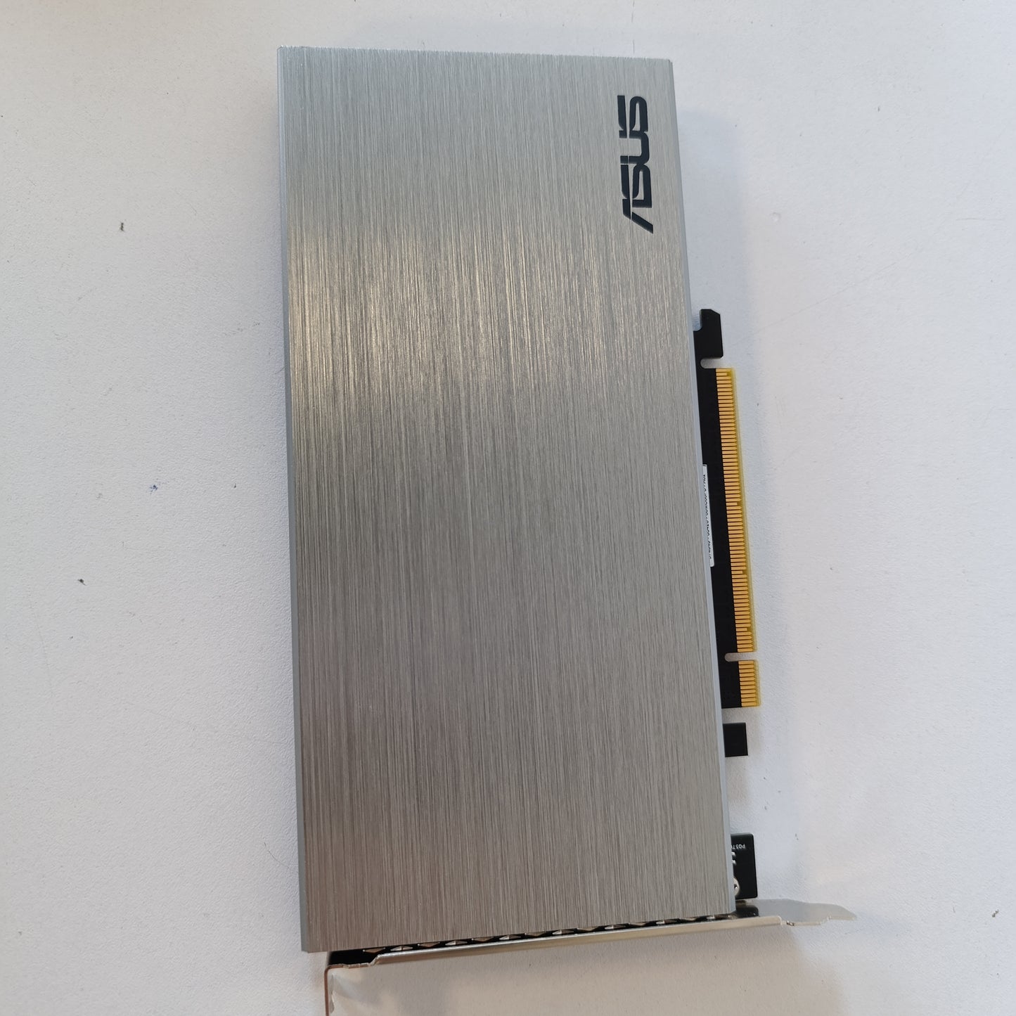 266351 - ASUS Kartë Hyper M.2 X16 V2, Një Madhësi