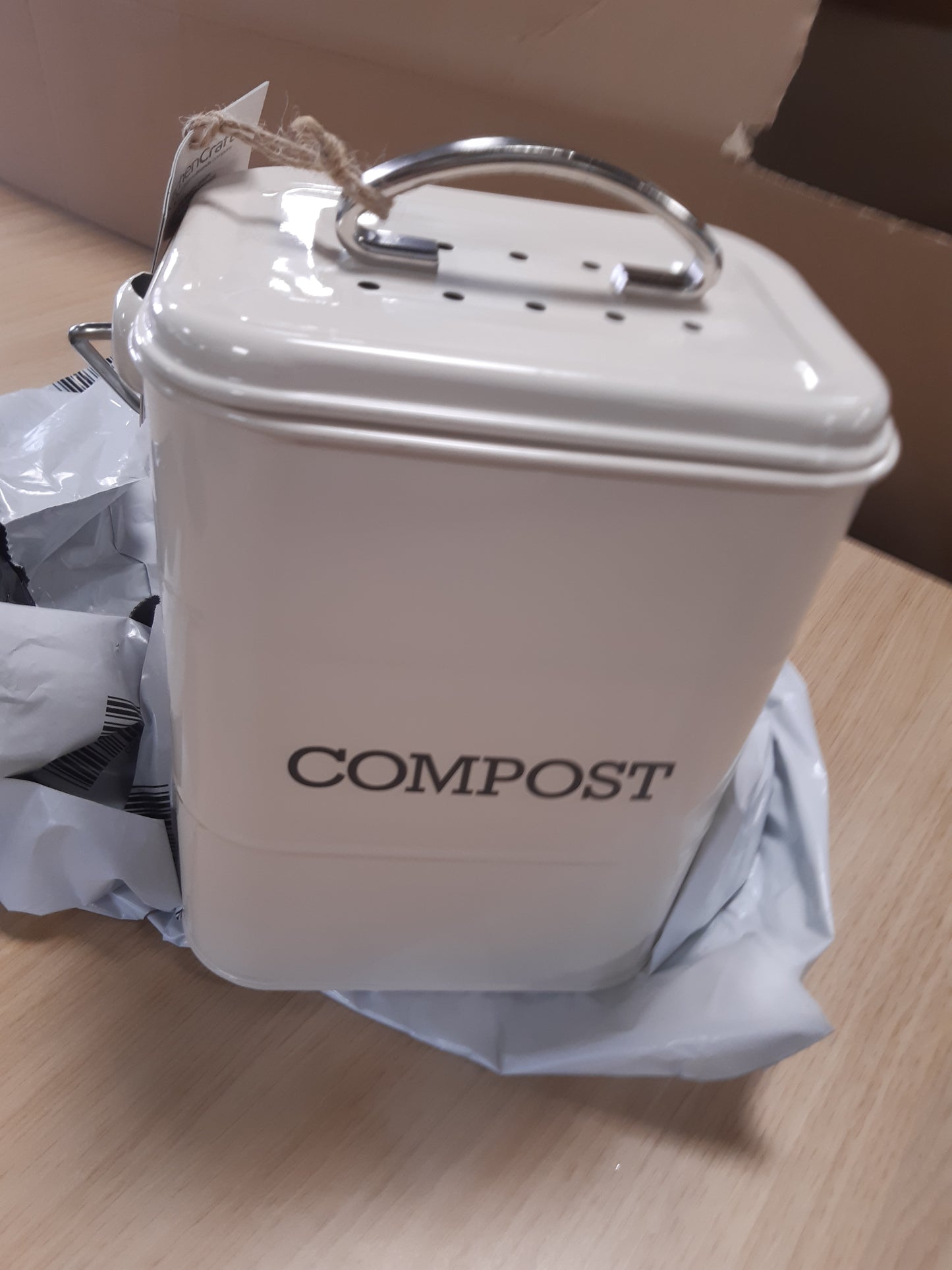 196668 - KITCHENCRAFT LIVING NOSTALGIA - Kosh Plehrash Kuzhine, Materiali: Metal, Madhësia: 16.5 x 12 x 24 cm, Ngjyra: Krem Antik