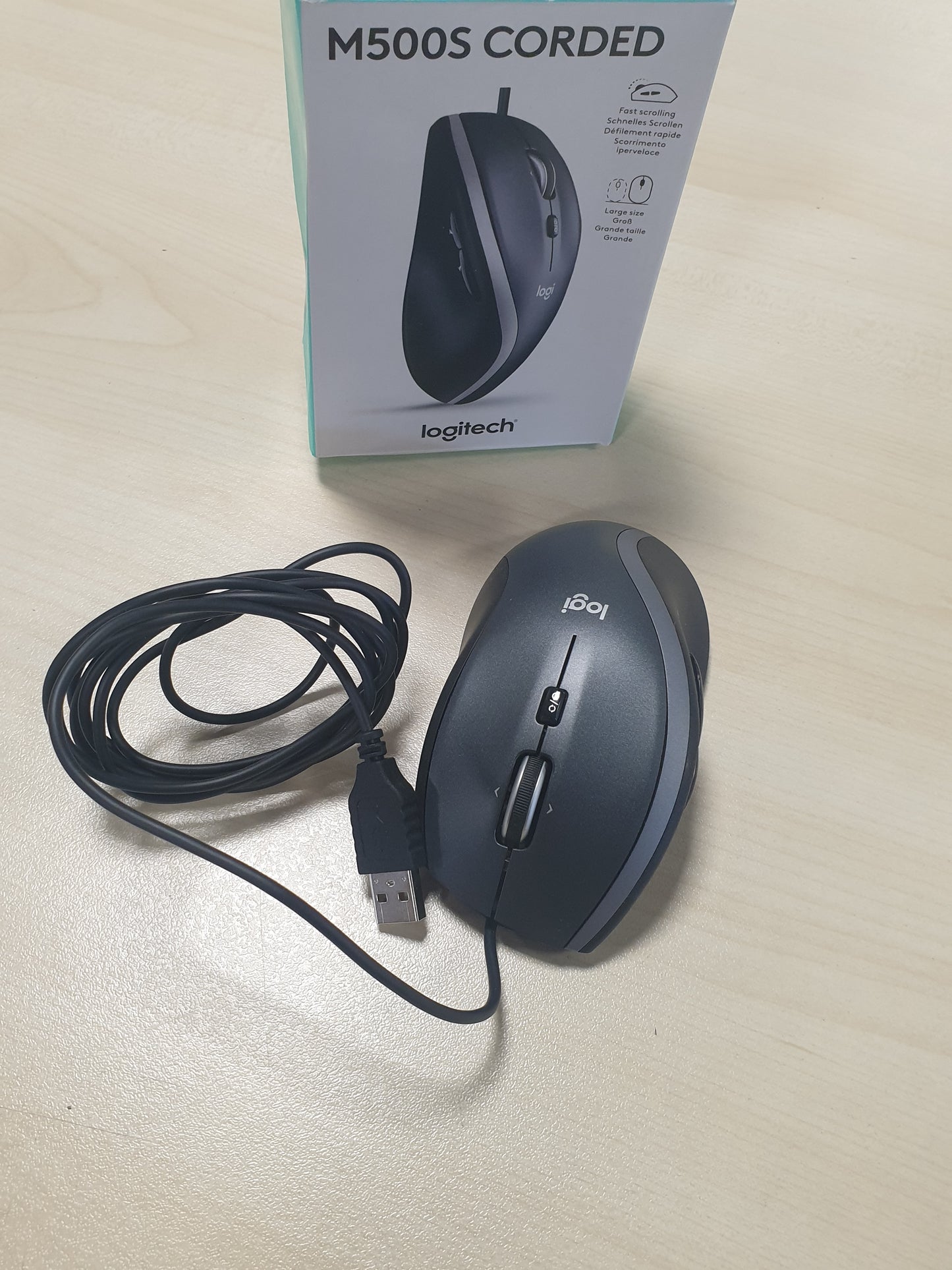 266531 - LOGITECH Maus M500s me lëvizje dhe pjerrësi super të shpejtë, butona të personalizueshëm, gjurmim ultra të saktë me ndërrim DPI, plug-and-play nëpërmjet USB - i Zi
