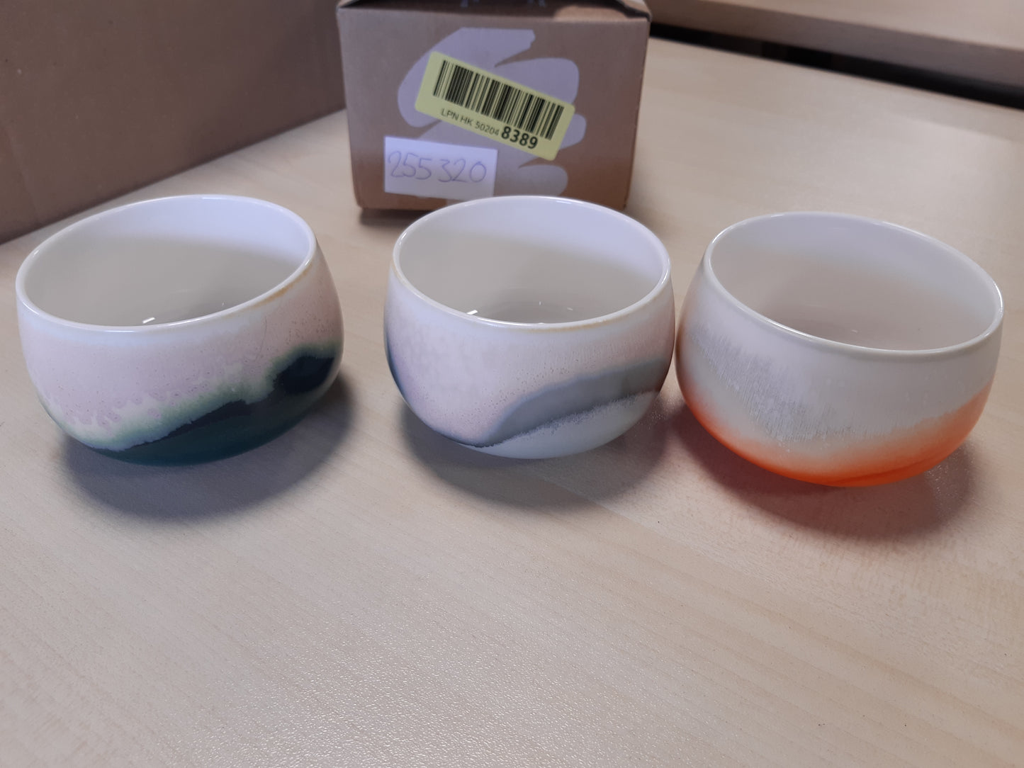 255320 - ONDACORE Set filxhanësh për kapuçino me 3 x 210ml, porcelani i bardhë, filxhanë kafeje shumëngjyrësh