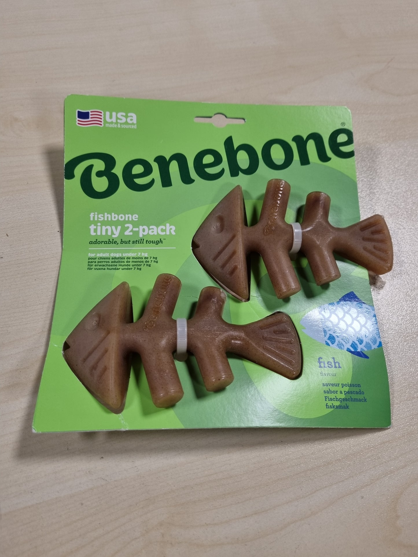 222926 - Benebone Lodër përtypëse Tiny me 2 copë, të qëndrueshme, me shije peshku, prodhuara në SHBA