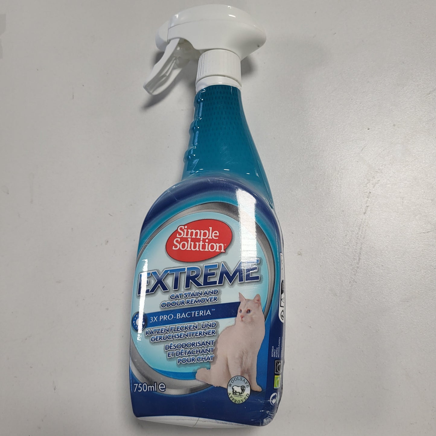258312 - Tretësirë enzimatike Simple Extreme për heqjen e aromave dhe njollave për macet, 750 ml
