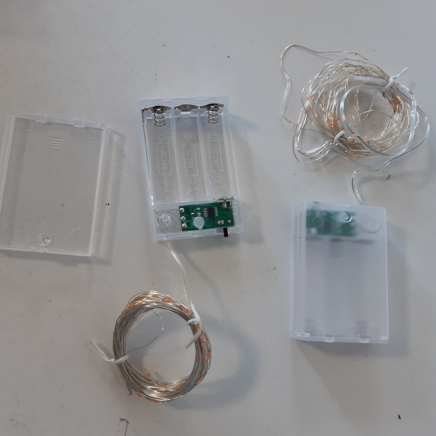 248133 - Vacoulery Drita teli me bateri, 5M, 50 LED, IP65 të papërshkueshme nga uji, 2 copë, portokalli