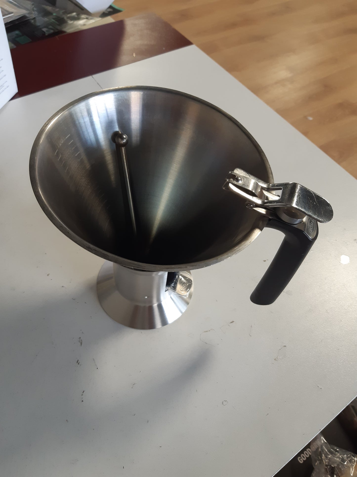 195088 - RÖSLE Gyp për Fondant, Çelik Inox 18/10, me Shkallë të Brendshme dhe Gryka të Ndryshueshme, Ideal për Shpërndarjen e Lëngjeve