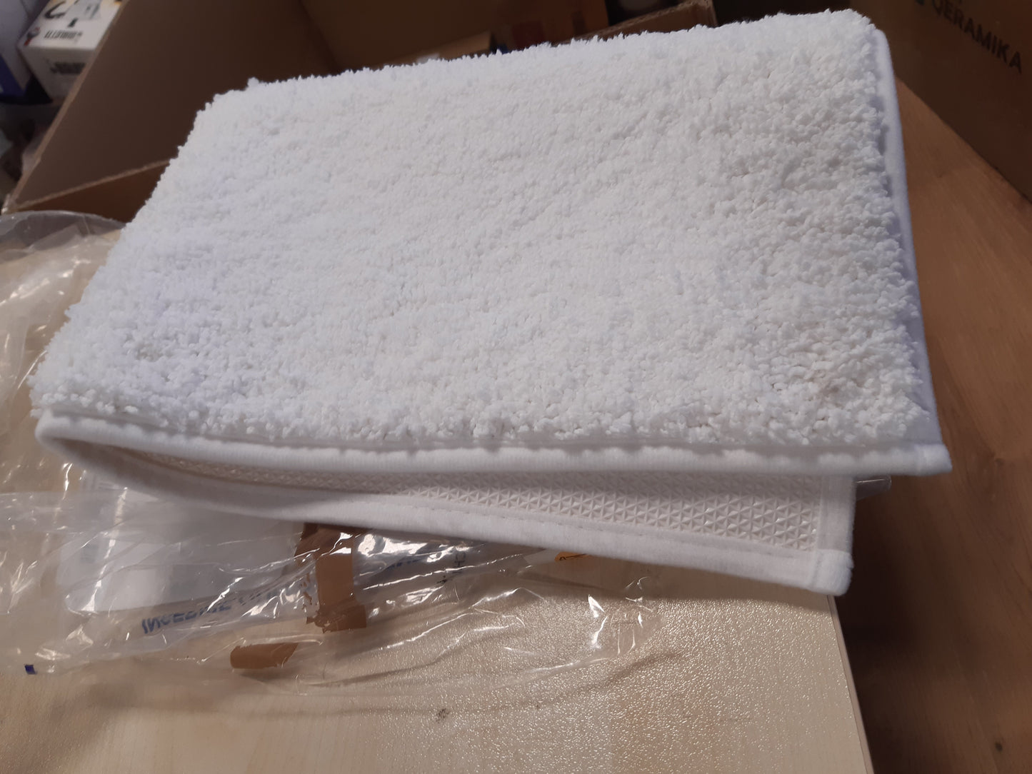 138023 - COLOR&GEOMETRY Dysheme Banjoje Anti-Rrëshqitëse me Mikrofibër, E Butë dhe Thithëse, E Bardhë, 40x60cm, e Lavueshme në Lavatriçe