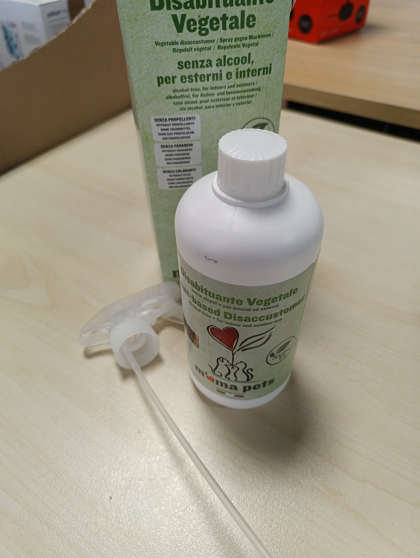 224053 - MAMA PETS Repelent urine me bazë bimore për qen dhe mace, 500 ml