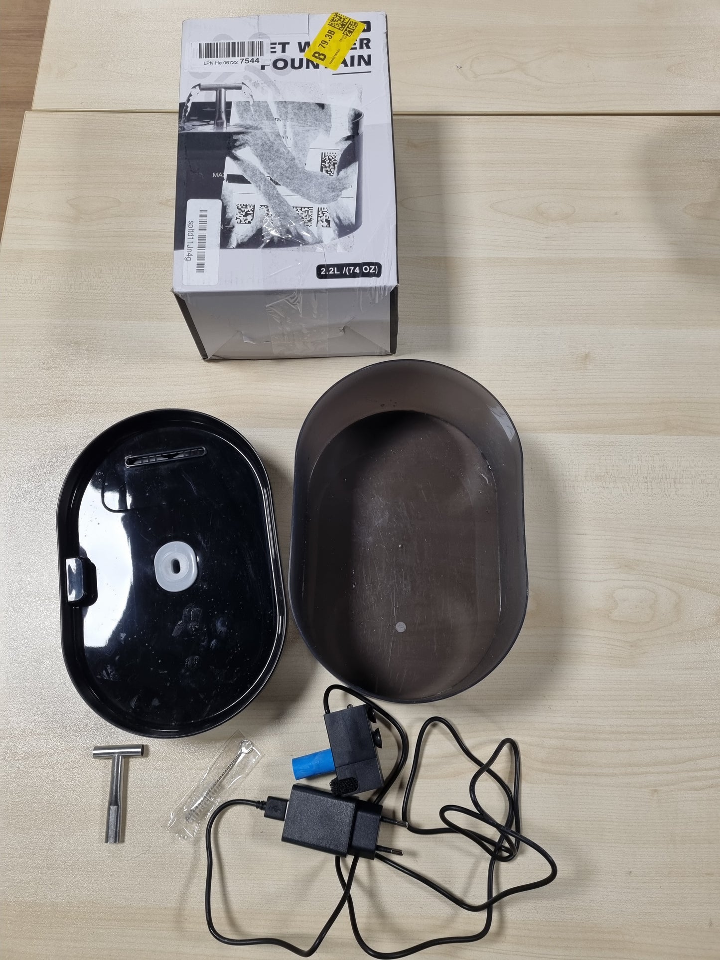 242783 - SHATËRVAN AUTOMATIK UJI - Dispenser Uji për Mace, 2.2L, me LED, Super i Qetë, i Përshtatshëm për Qen dhe Kafshë të Shumëfishta