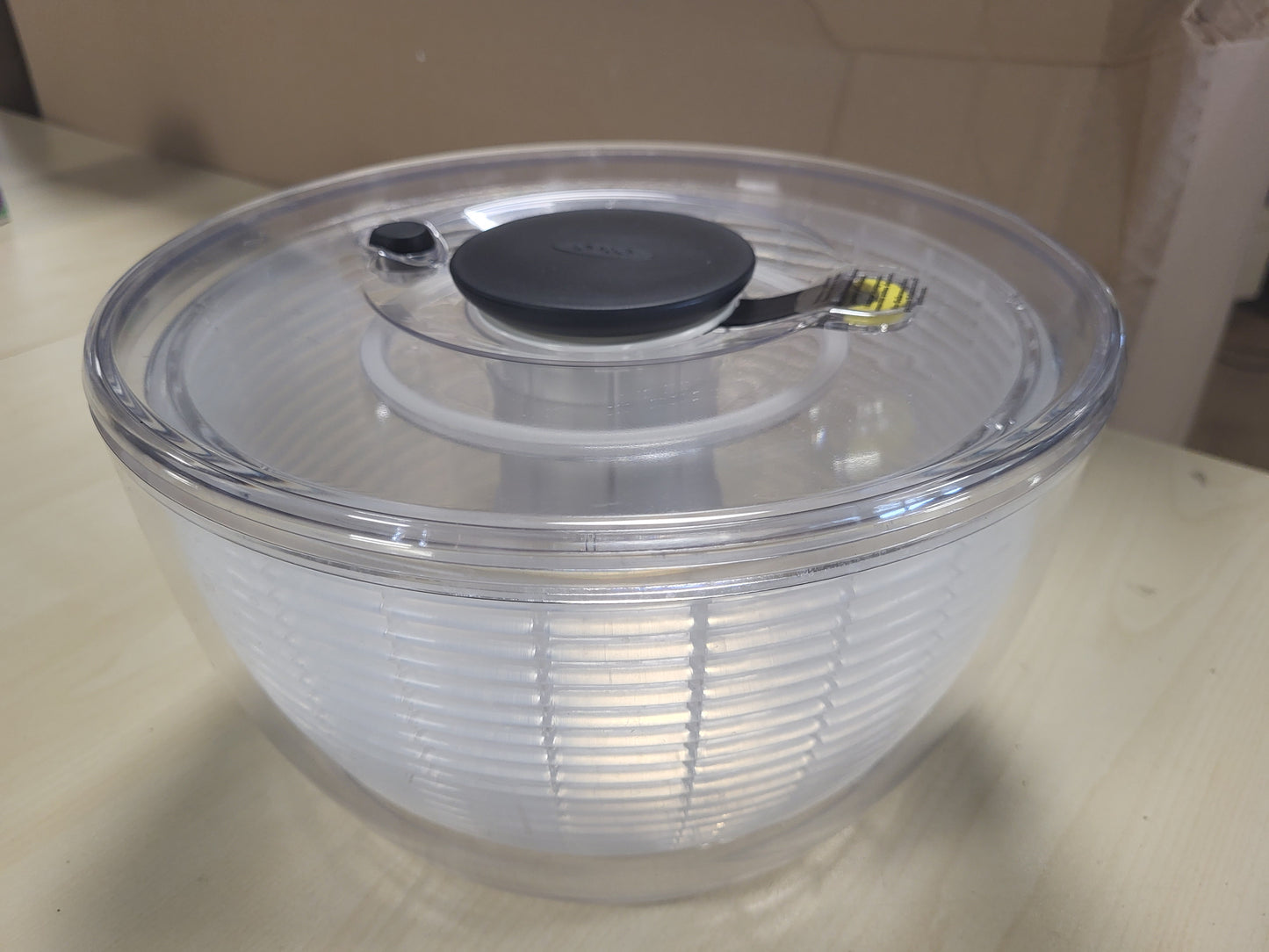222025 - Rrotullues transparent për sallatë, model i ri 4.00