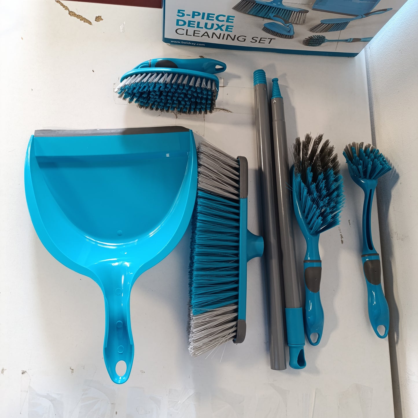 215239 - BELDRAY Kit pastrimi me 5 aksesorë, fshesë ideale për qimet e kafshëve