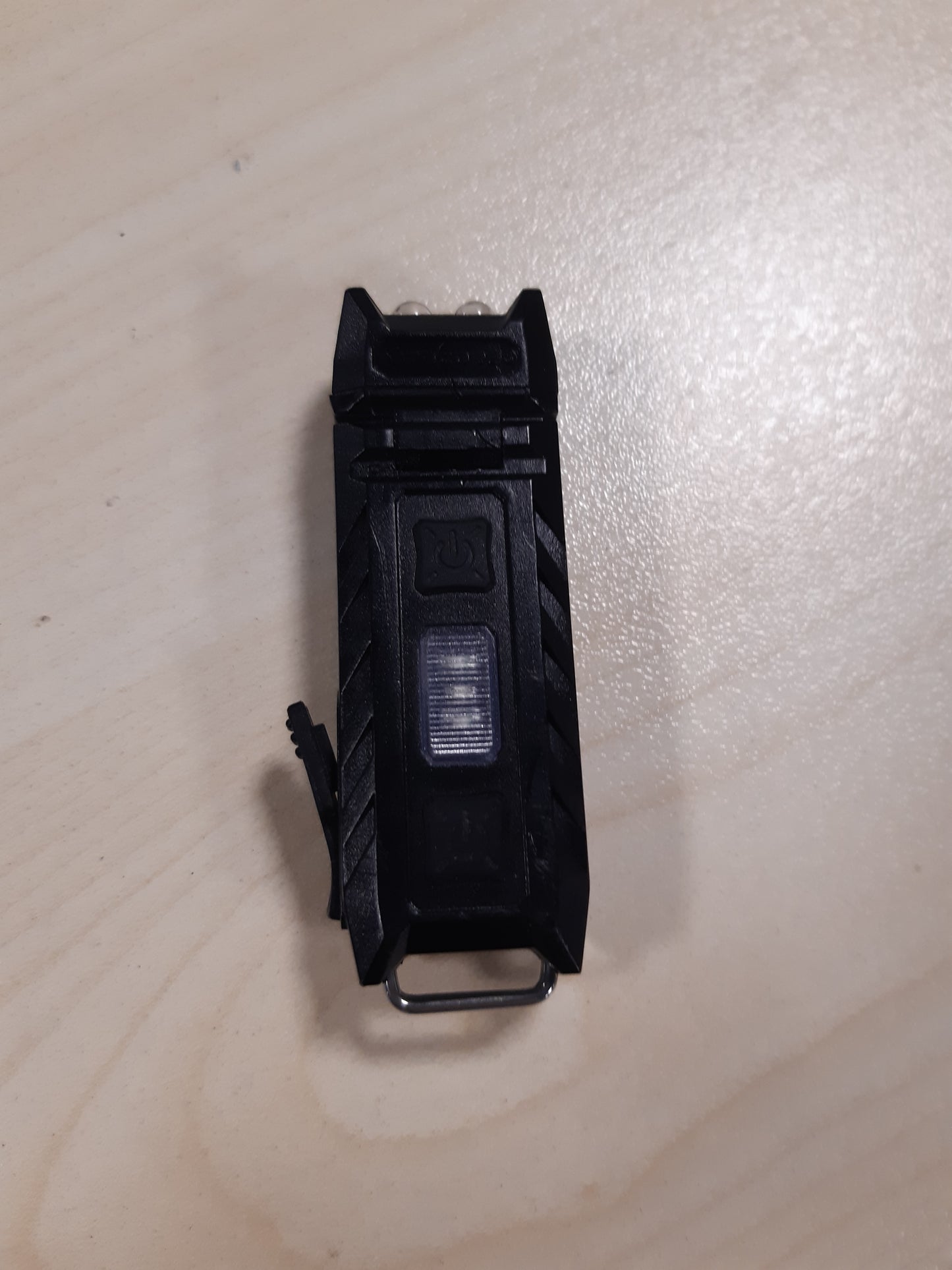 251992 - NITECORE Varëse çelësash Thumb Mini, 85 Lumen, USB e rikarikueshme me kokë të lëvizshme, e zezë