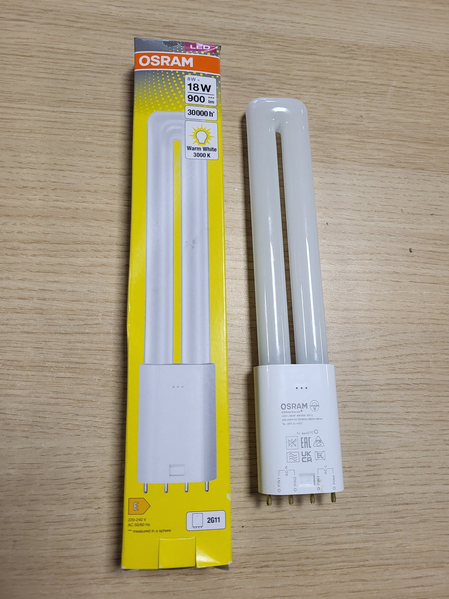 215107 - OSRAM Llambë LED për prizë 2G11, 8 vat, 900 lumen, e bardhë e ngrohtë (3000K)