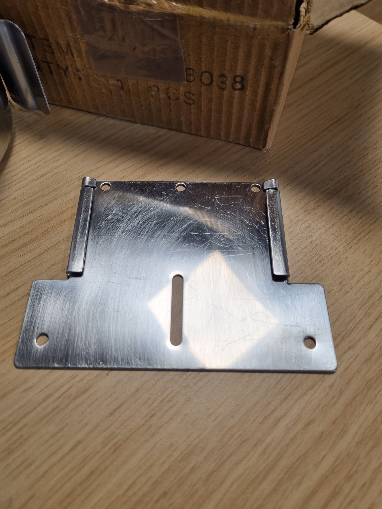 168542 - NOBBY - Tas i Madh i Varur prej Çeliku Inoks, Kapaciteti 900ml