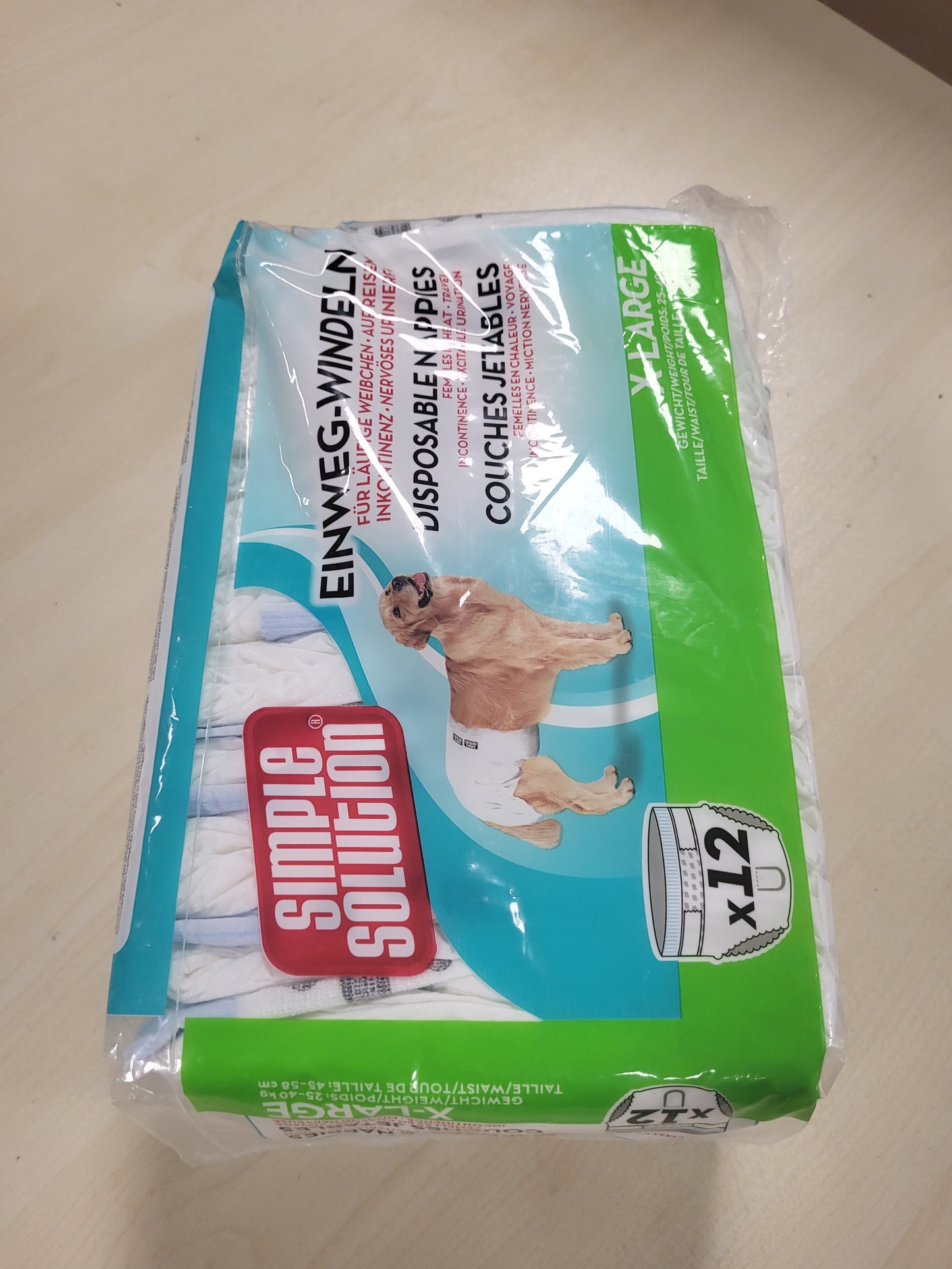 219340 - SIMPLE SOLUTION Pelena të disponueshme për qen femra, me mbulesë super absorbuese dhe të papërshkueshme nga rrjedhjet, tregues lagështie, pako me 12 copë