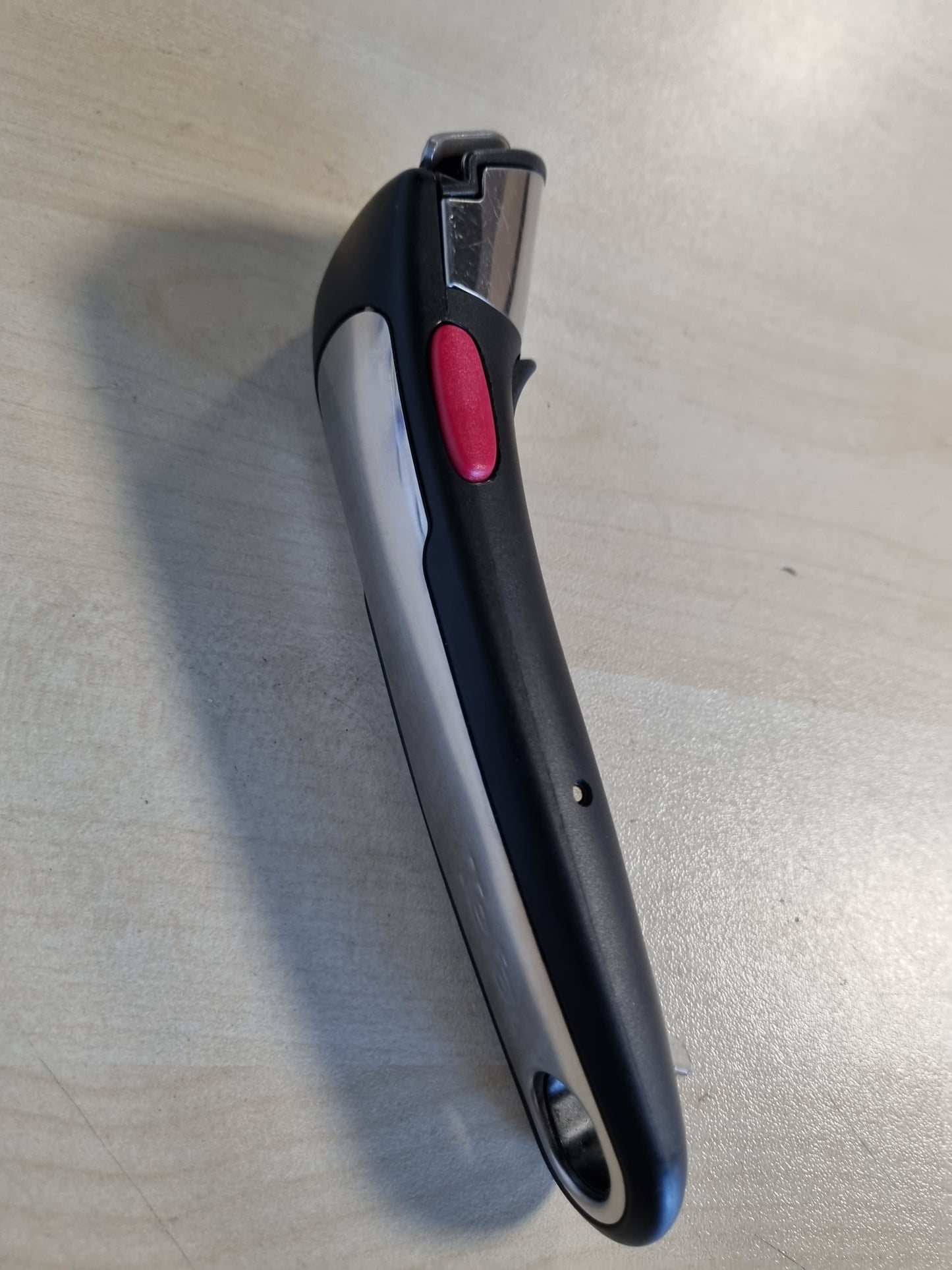 218487 - TEFAL Dorezë e lëvizshme Ingenio Premium e zezë, e palosshme, kyç sigurie me 3 pika, garanci 10-vjeçare, 4.5 x 0.03 x 17.5 cm