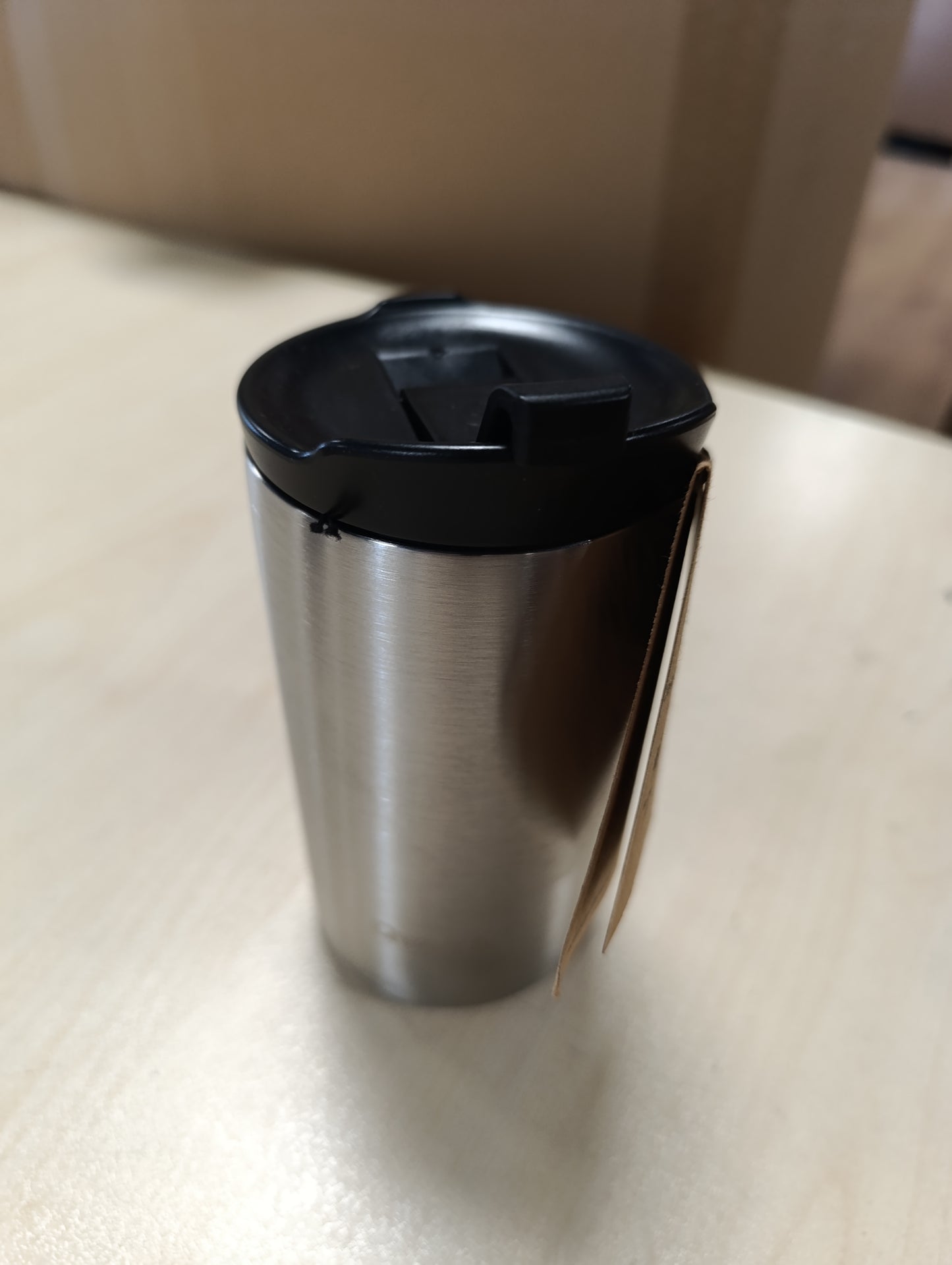 215406 - QWETCH Filxhan Udhëtimi i Izoluar - Çelik Inoks i Lyer 350ml - Mban pijet të nxehta për 6 orë dhe të ftohta për 12 orë.