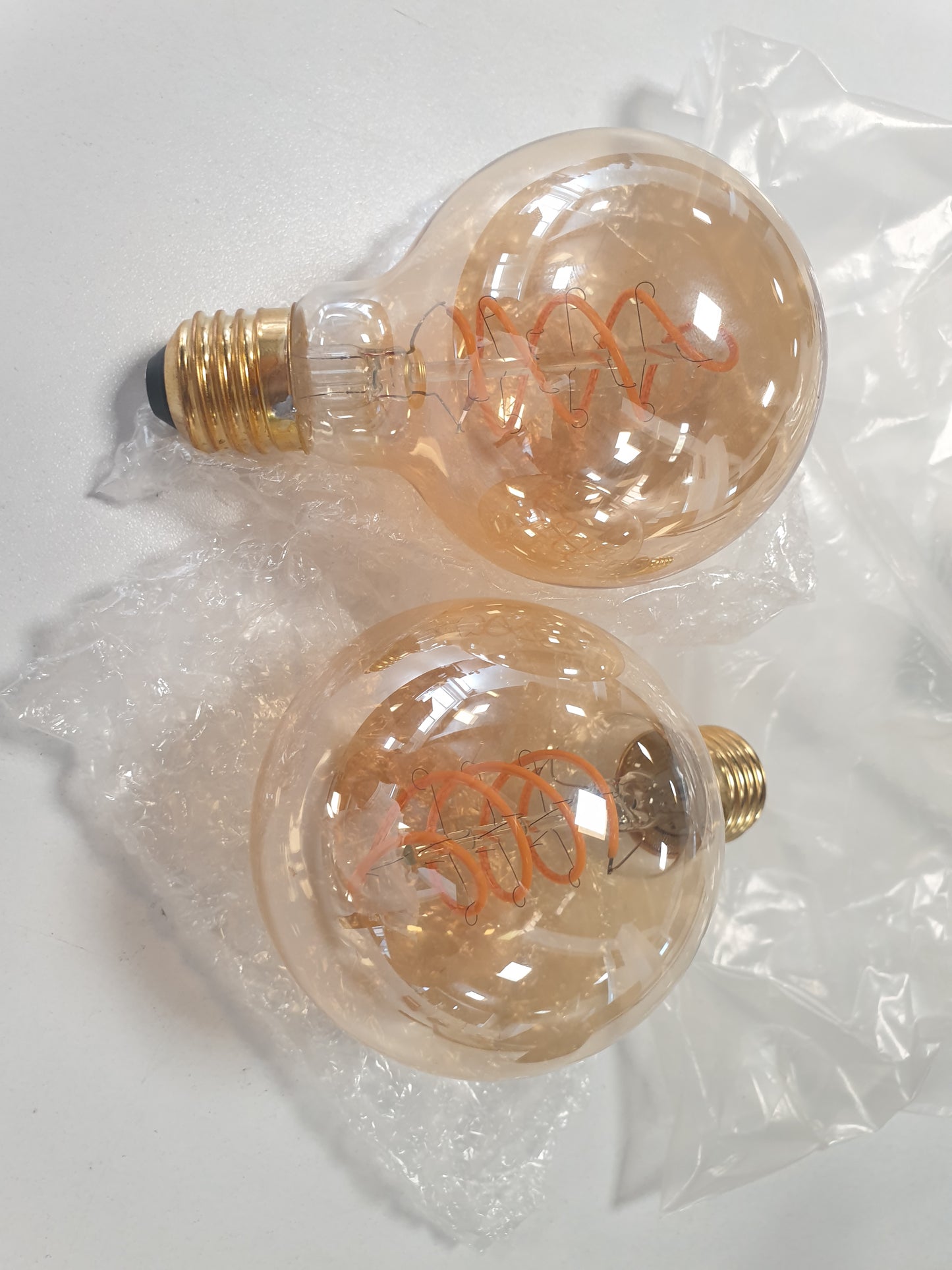 223362 - NUODIFAN Llambë Edison Vintage E27, Llambë LED Retro 4W, e Bardhë e Ngrohtë 2700K