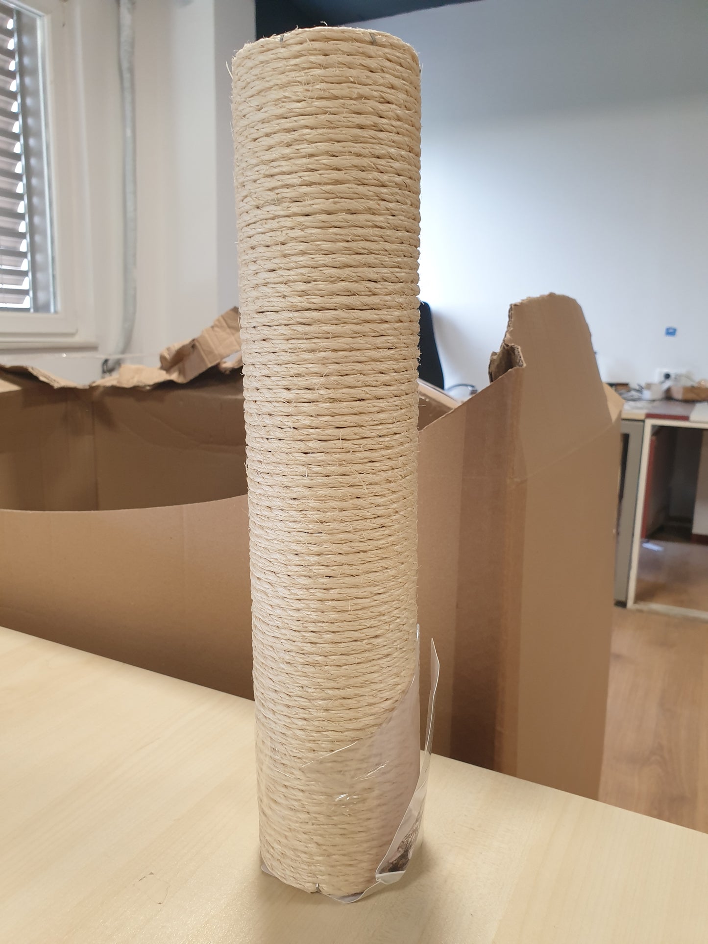 180855 - TIXIE Shtyllë Zëvendësuese për Maçka, Materiali Sisal, Dimensionet ø 9× 40 cm, Ngjyra Natyrale