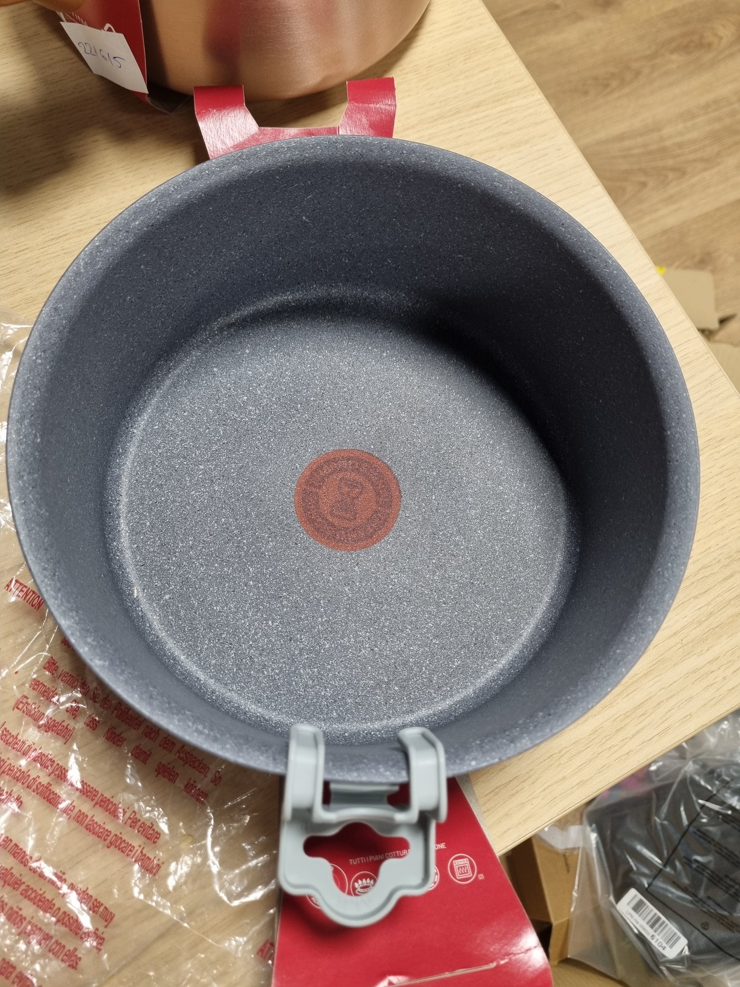 222594 - TIGAN I THELLË LAGOSTINA INGENIO MINERALIS Ø 20 CM, ALUMINI 100% I RICIKLUAR, ME DOREZË TË LËVIZSHME