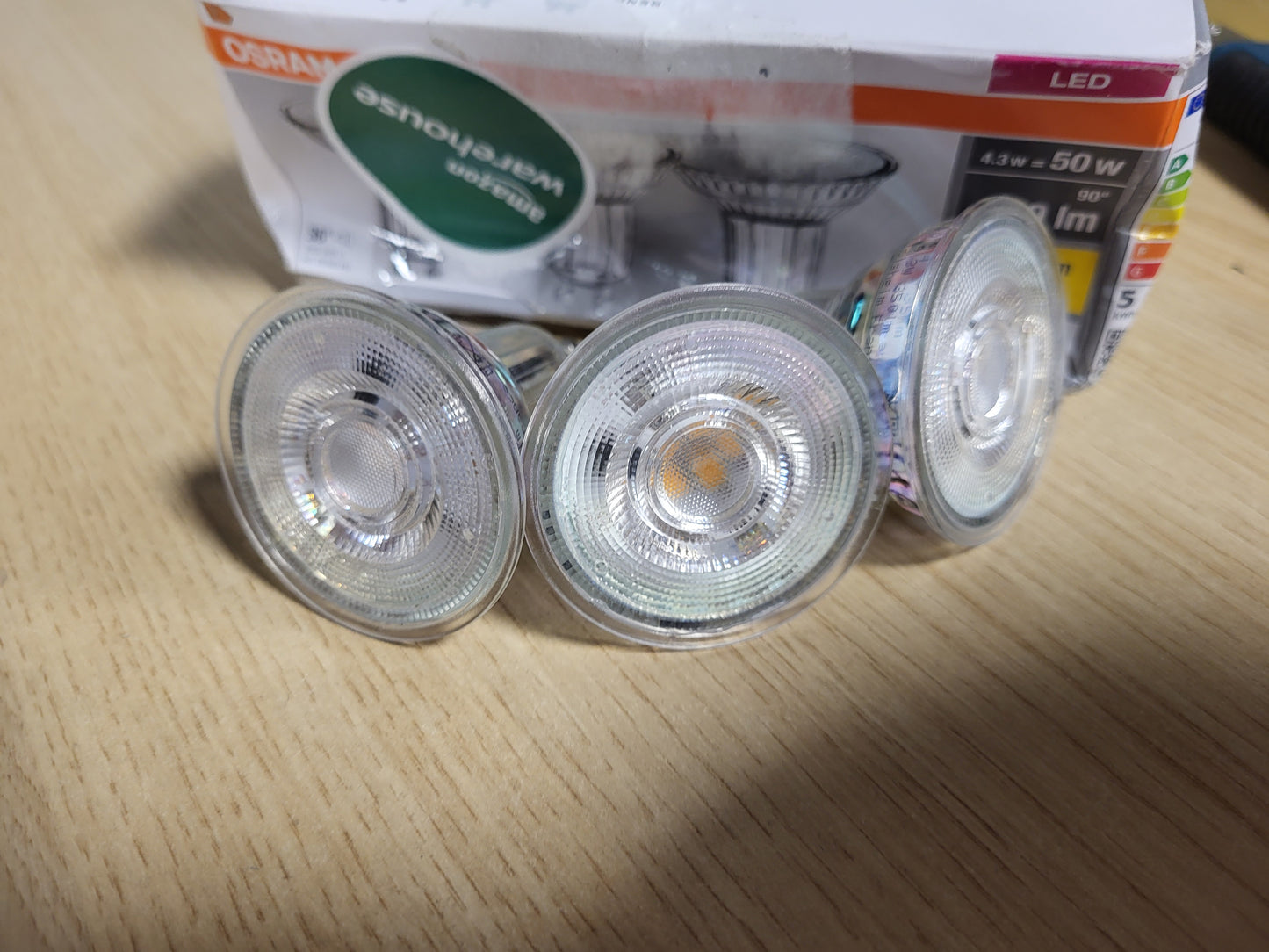 216727 - Osram Llambë reflektuese LED Base PAR16, bazë GU10, zëvendëson 4.3W, kënd rrezeje 36°, e bardhë e ngrohtë - 2700 Kelvin, 3 copë (1 pako)