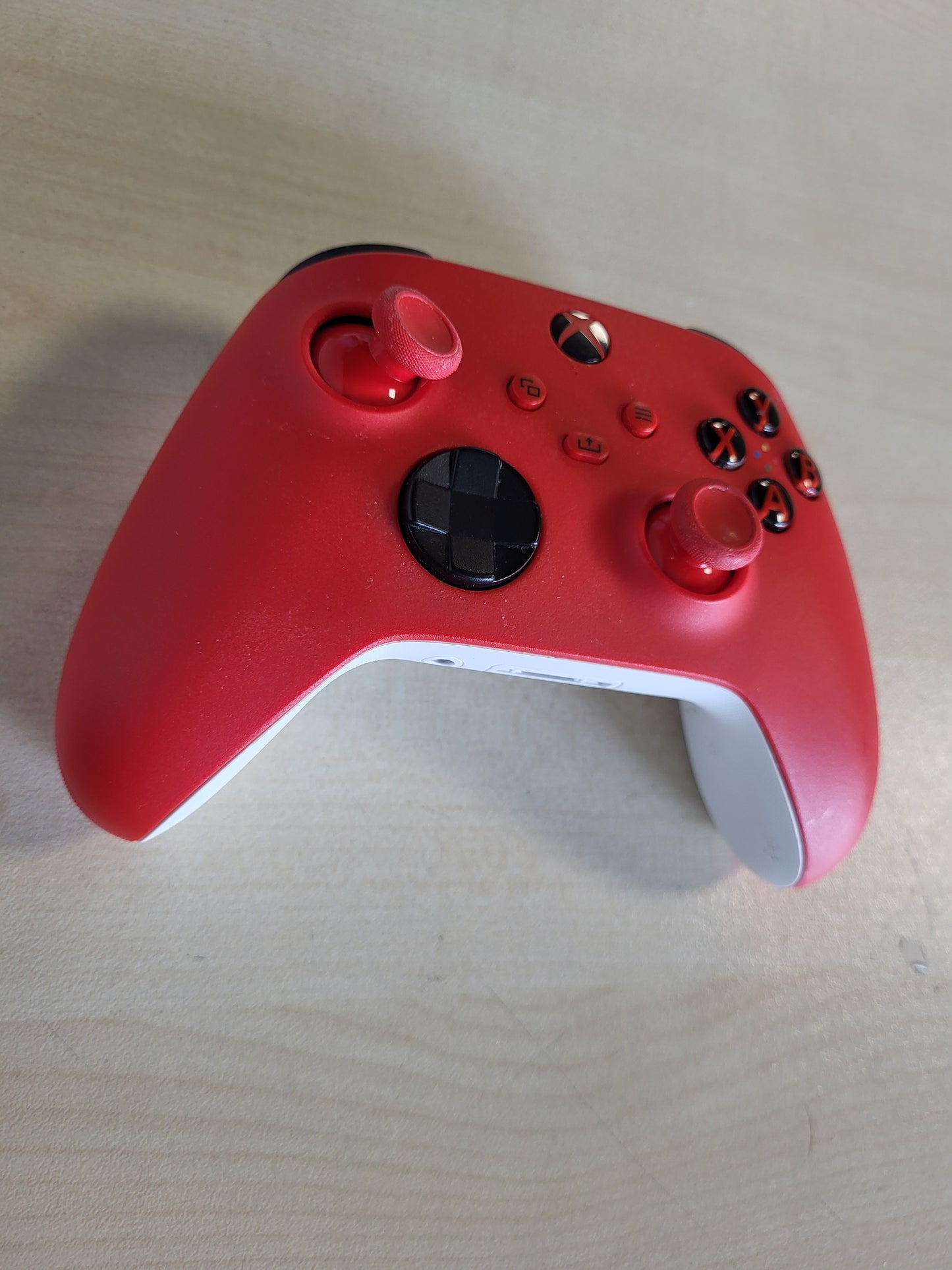267848 - Xbox Live pa Fil - Pulse Red One, Series X, Series S, Windows 10 dhe 11, Android dhe iOS