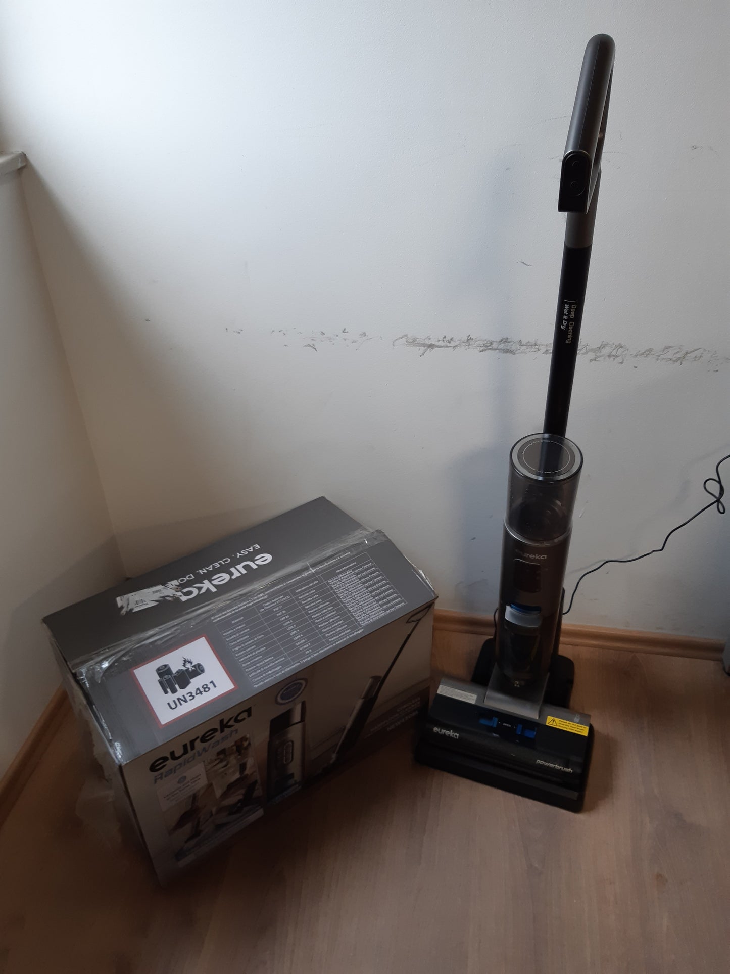 144089 - EUREKA Rapidwash NEW430, Fshesë Elektrike pa Tel, për Shumë Sipërfaqe, Pastrues Kafshësh Shtëpiake, Pastrim Skajesh, Korrent dhe Mop Dyshemeje Inteligjente