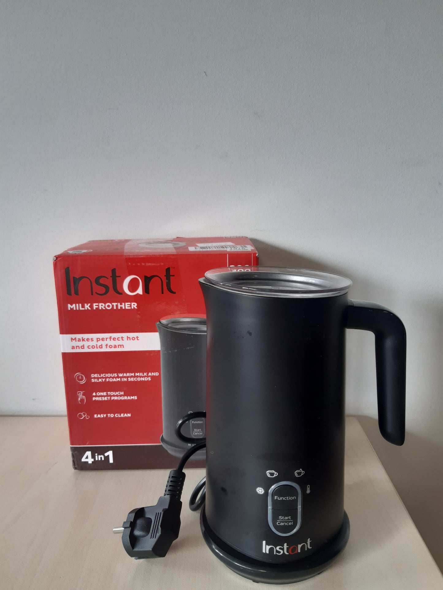 153307 - INSTANT POT Stacioni i Përgatitjes së Qumështit, Kapacitet 1.5L, Aço Inoxidable, 1080p