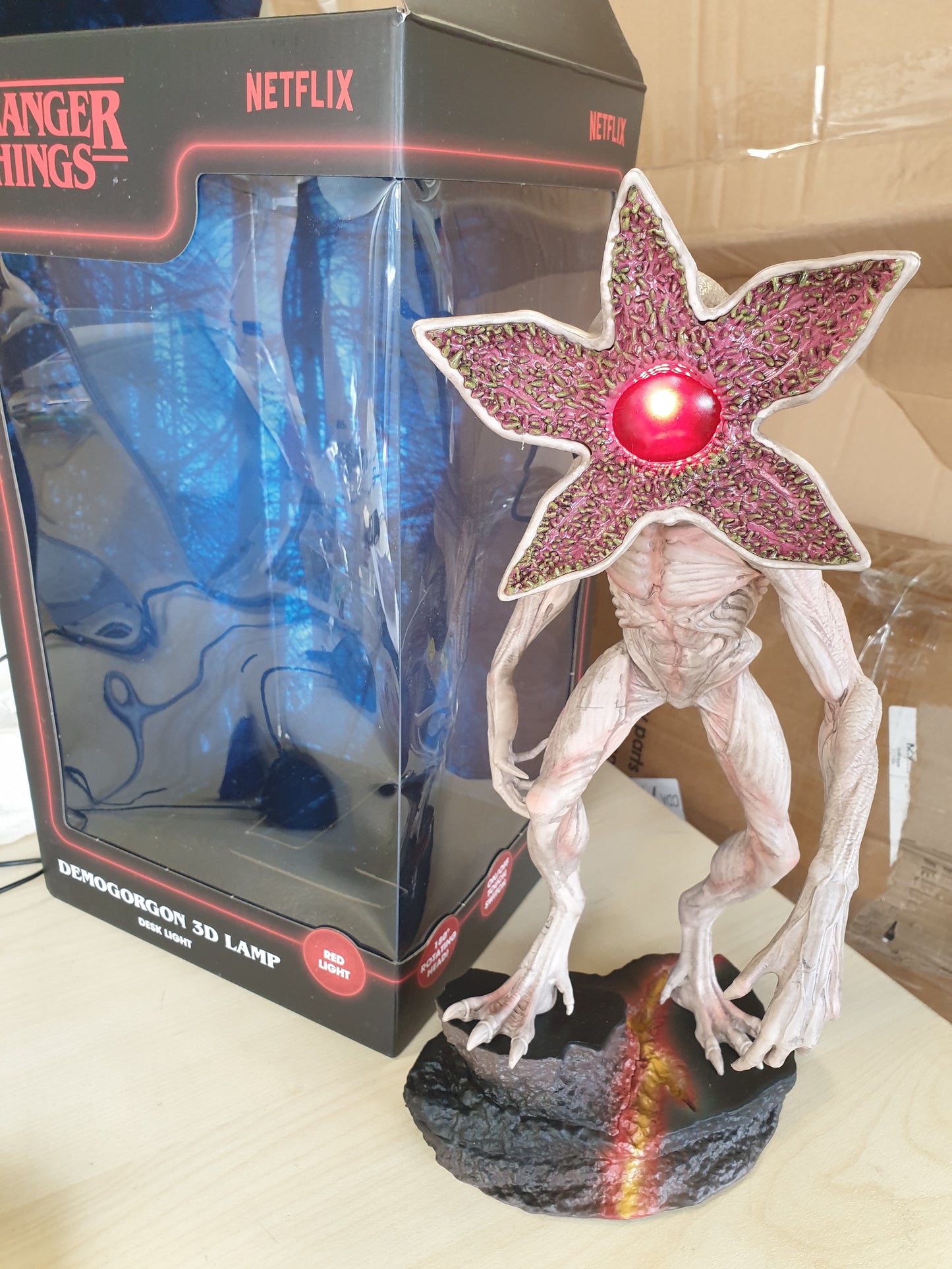 221455 - GRUPO ERIK Figurinë Demogorgon Stranger Things, Dhuratë për Geek, Aksesorë Dekorimi për Halloween, Figurinë Dekorative për Lojëra, Me Licencim Zyrtar
