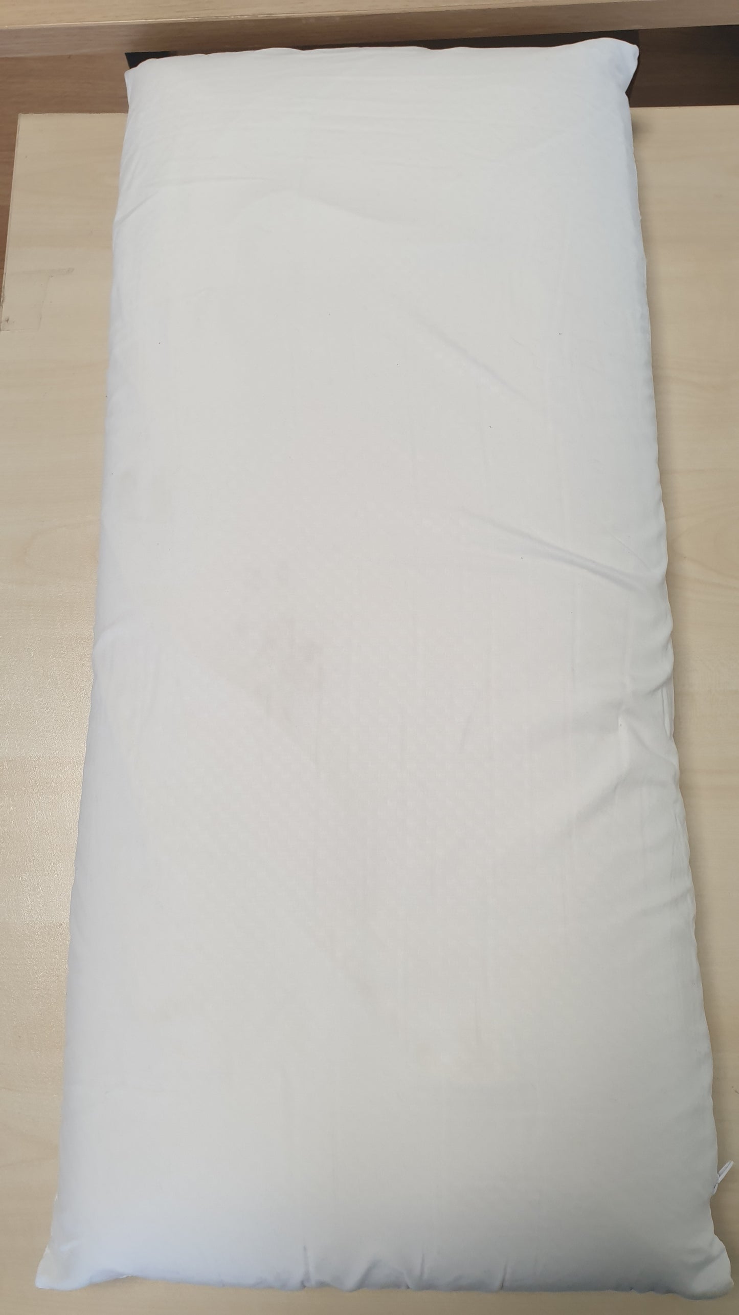 221594 - PIKOLIN HOME Jastëk me shkumë memorie 75 cm, hipoalergjik, fortësi mesatare, mbulesë e butë dhe e frymëmarrshme