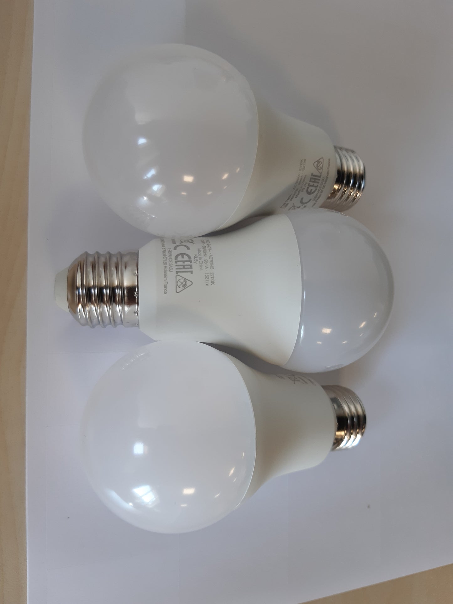 230032 - OSRAM Llambë LED Classic A, E27, pa errësim, zëvendëson 100 vat, 2700K, 3 copë (1 pako)