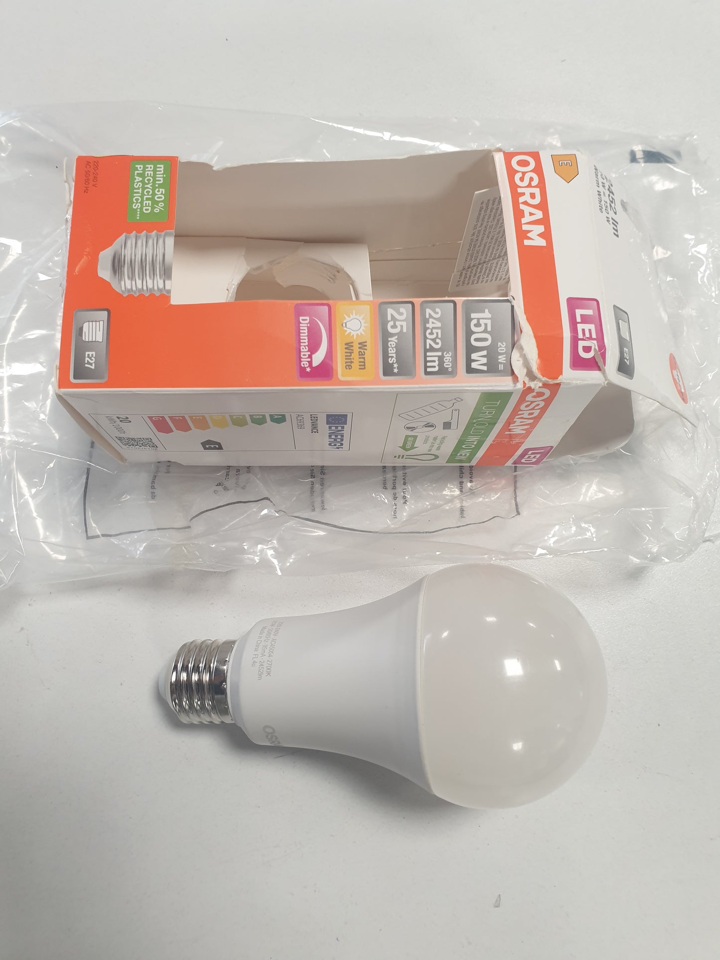 263585 - OSRAM - Llambë LED me errësim, bazë E27, e bardhë e ngrohtë (2700K), 20W, ekuivalente me llambë inkandeshente 150W, mat, LED SUPERSTAR CLASSIC A