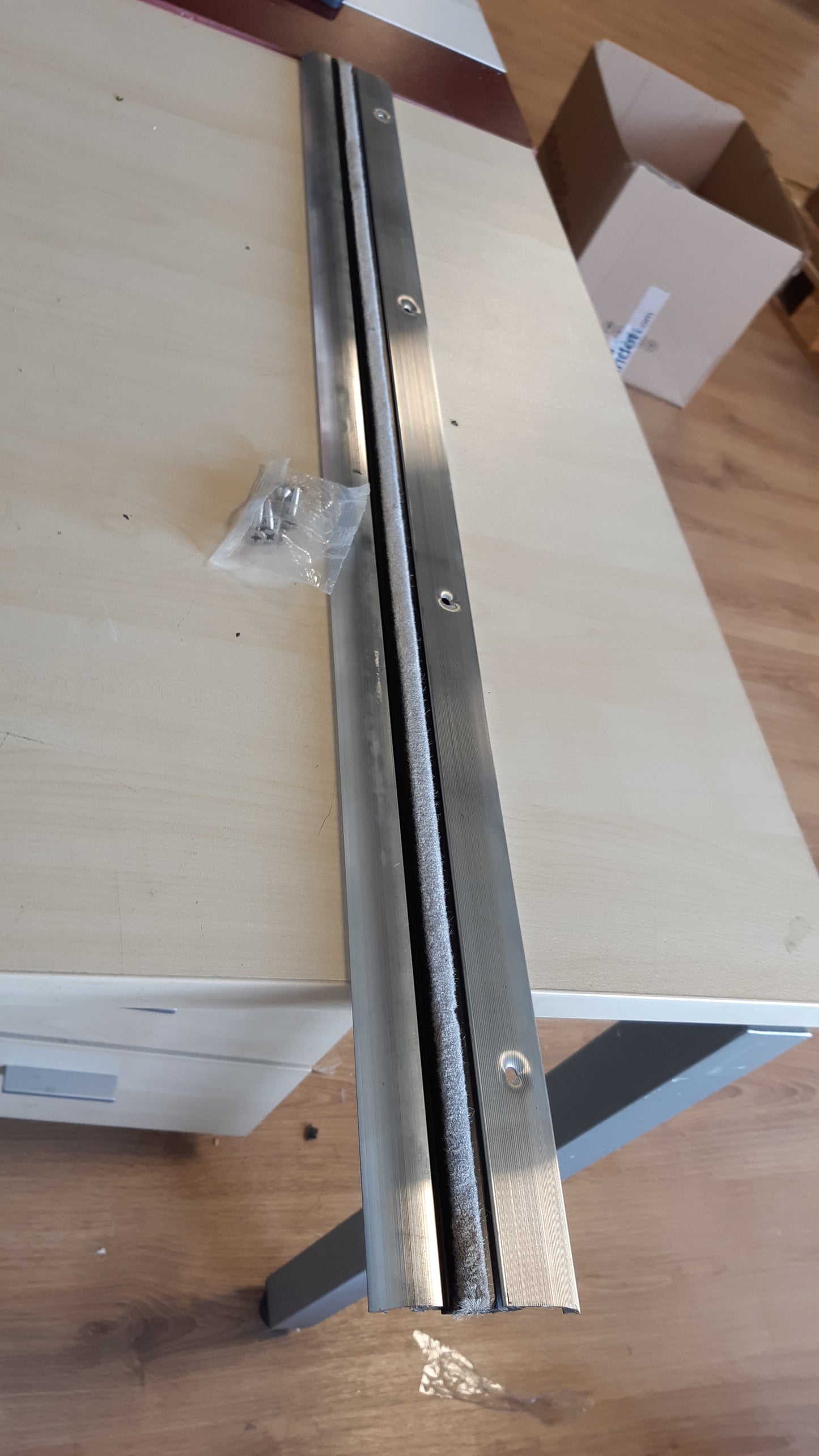 167238 - STORMGUARD - Vulosës Pragu FS60, Alumin, Kundër Zjarrit dhe Tymit, 914mm, Rezistencë 60 Minuta: 04SR8030914A