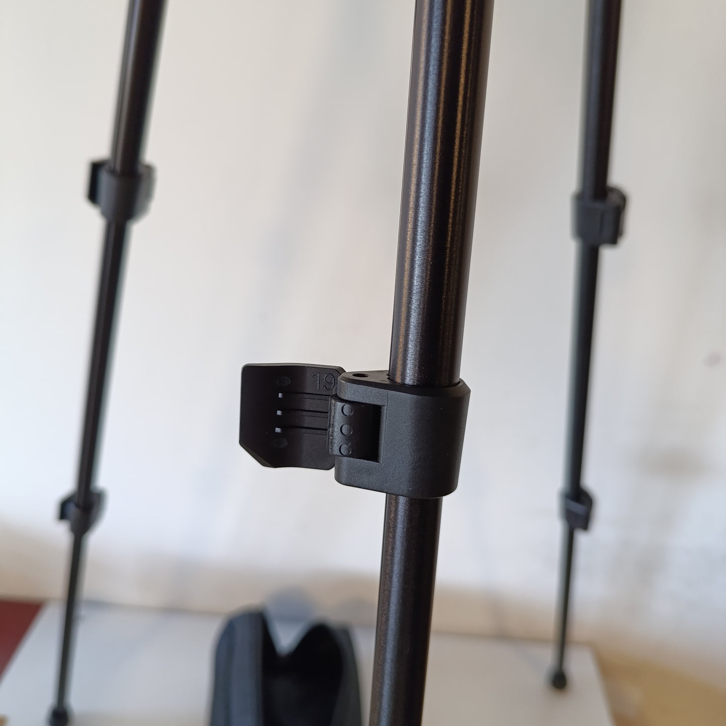 266297 - K&F Concept O234A1 Tripod për telefon celular, Tripod për kamerë 163 cm, Tripod udhëtimi, Tripod për telefon inteligjent me mbajtëse telefoni, Tripod udhëtimi prej alumini