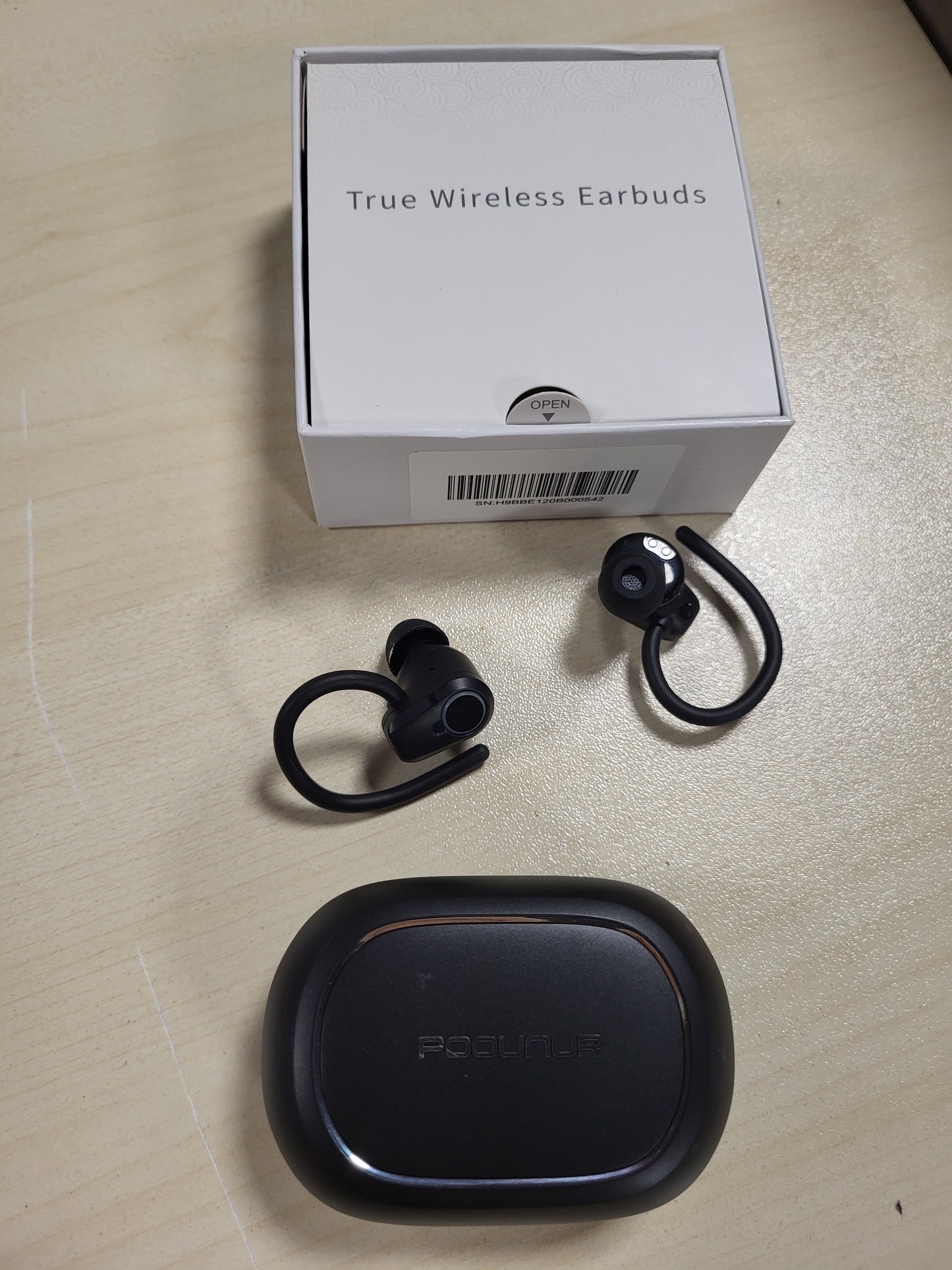 268302 - Poounur Kufje Sportive Bluetooth, Kufje të Reja Pa Tel për Vesh 2025, Bluetooth 5.3 me 4 Mikrofonë ENC me Anulim Zhurme