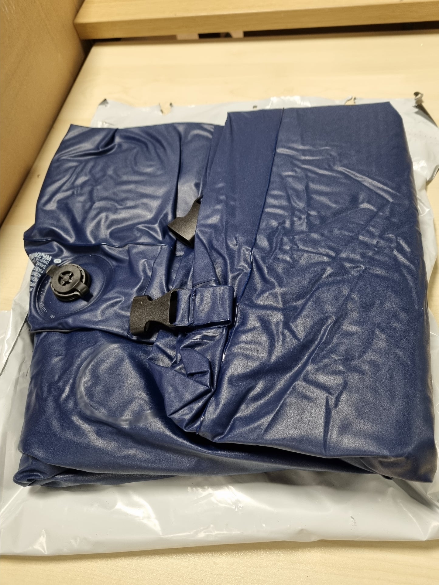 164483 - AVENLI Set i Dyshekëve të Fryrë Kampingu me 2 Jastëkë, Madhësi Dyfishtë 2x 191x73x22cm, Për Mysafirë dhe Udhëtime, Sipërfaqja e Butë e Shtrirë për Kamping dhe Shtëpi