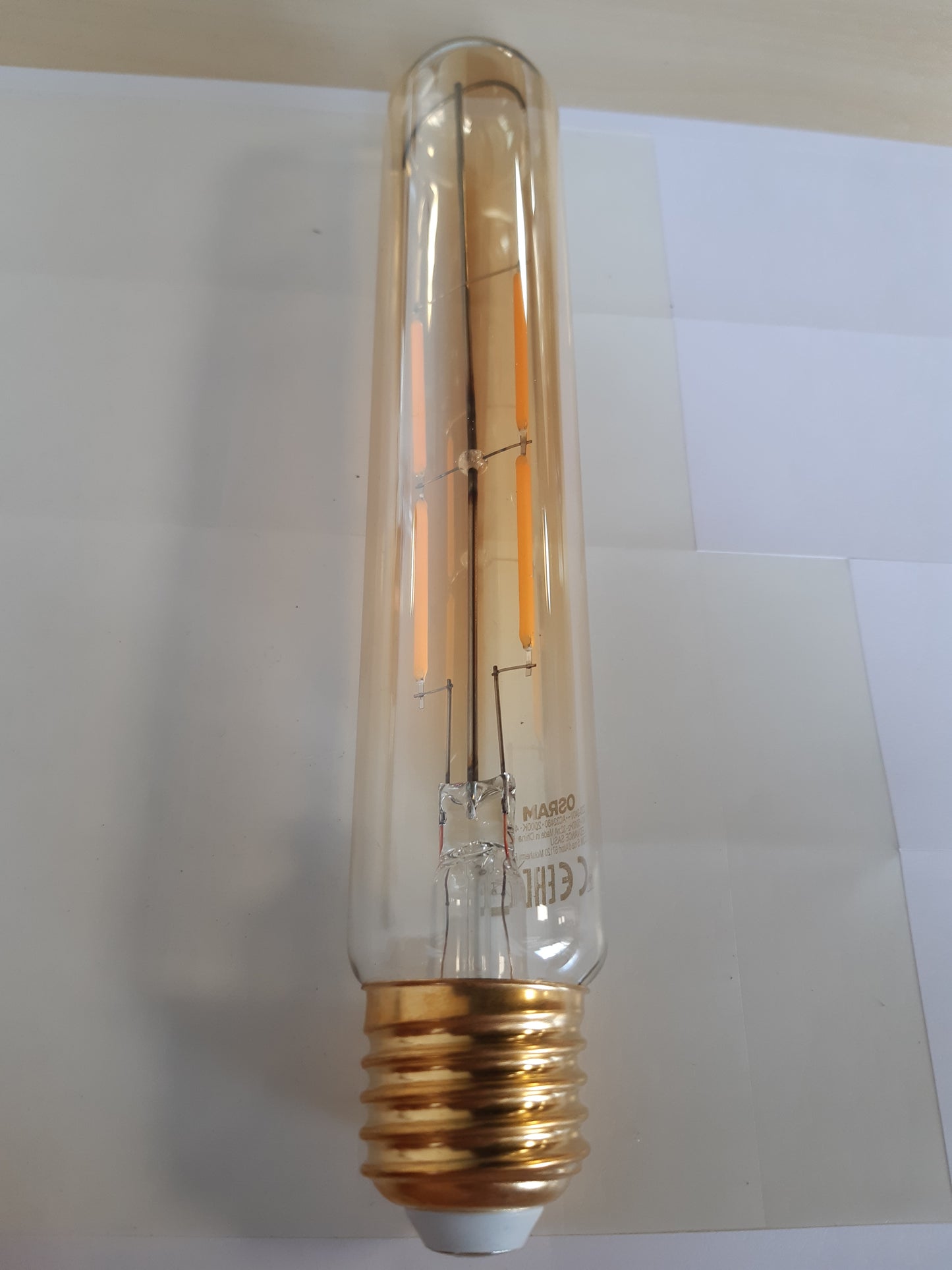 225214 - OSRAM Llambë LED Vintage 1906 Classic Tubular FIL, E27, 4W, 400lm, 2000K, ngjyrë drite e bardhë e ngrohtë, konsum shumë i ulët energjie, jetëgjatësi e gjatë