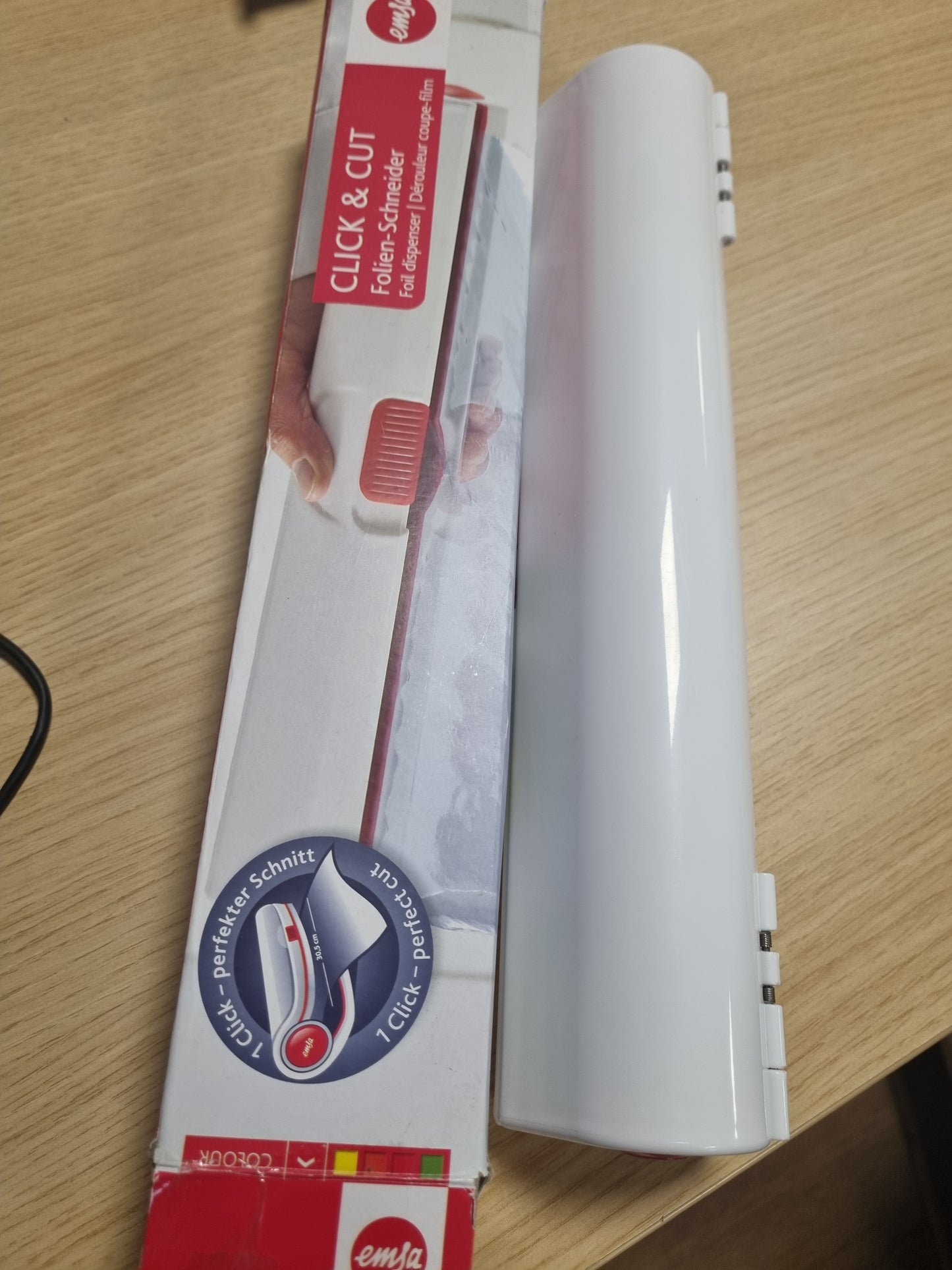 242327 - EMSA - Prerës folie 508020 për fletë alumini ose qese plastike, madhësia 33 cm, e kuqe/e bardhë, Click & Cut