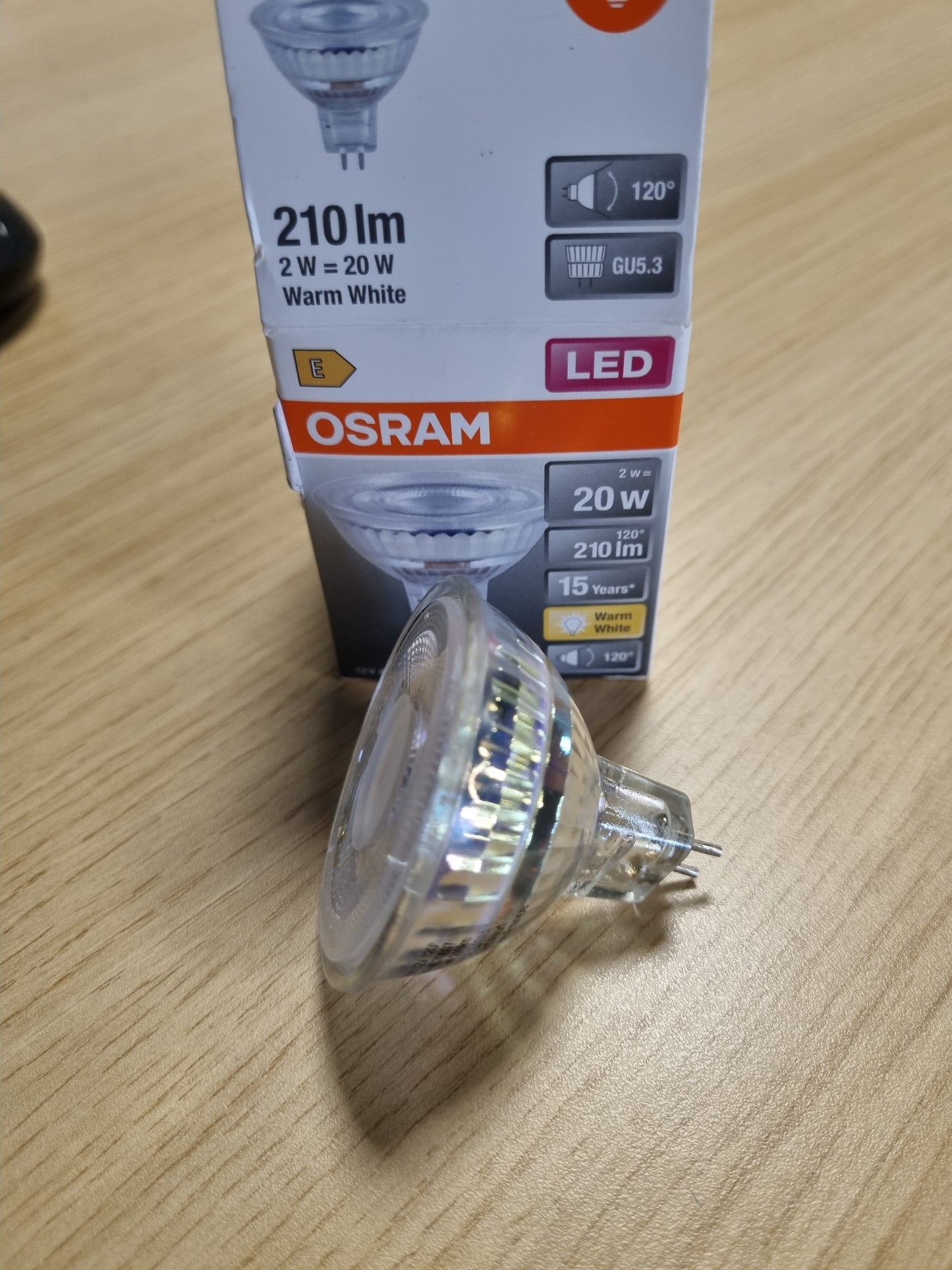 169085 - OSRAM Llambë me Spot LED Star MR16 2W, 827, 2700K e Bardhë e Ngrohtë, GU5.3, 120°, 210 Lm, Tension i Ulët, Dizajn tërësisht prej Xhami