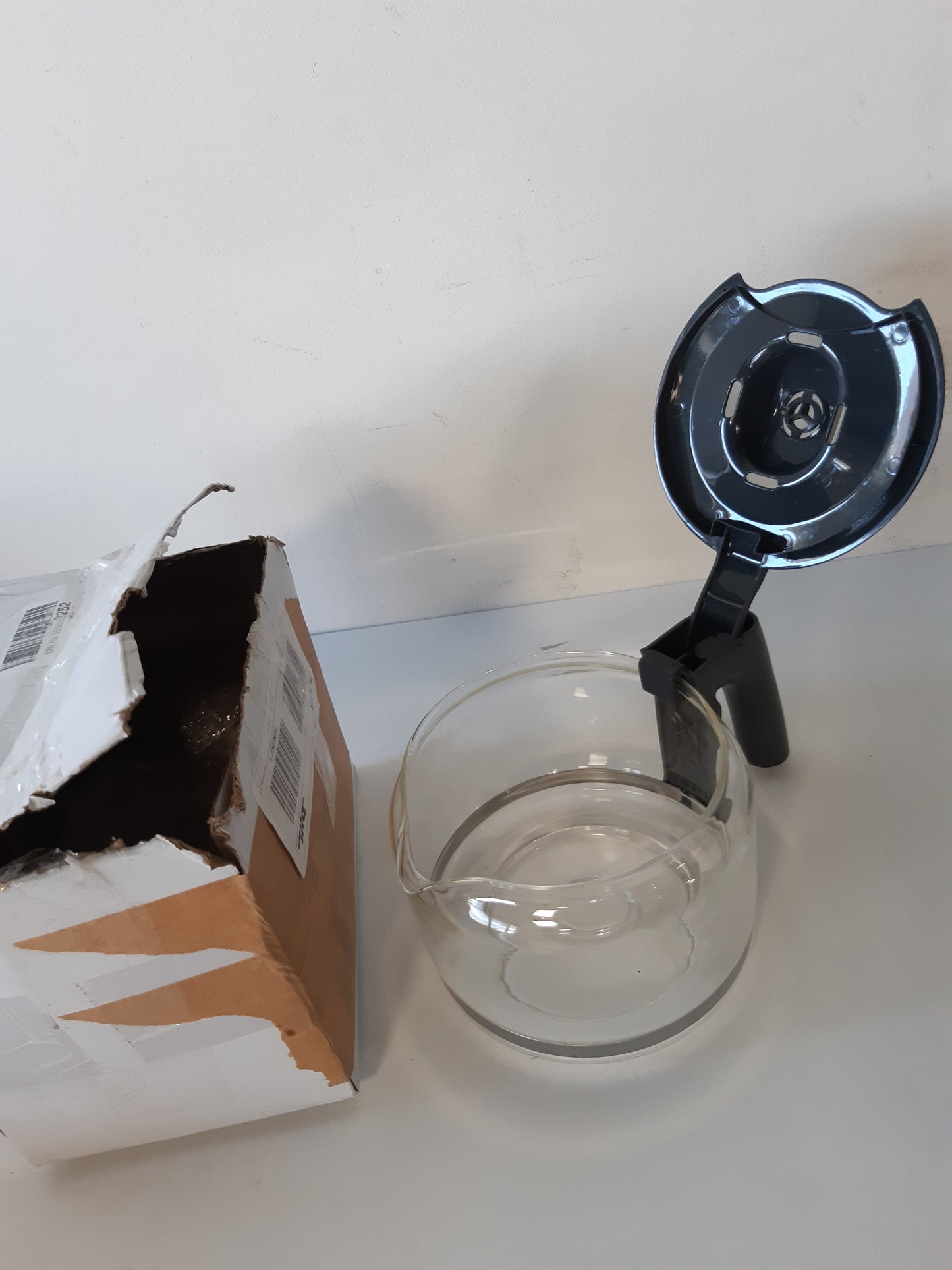 236850 - RUSSELL HOBBS Karafë qelqi zëvendësuese për makinën e kafesë Grind & Brew 25610 - Kazan kafeje qelqi për makinën e kafesë me filtër 700372