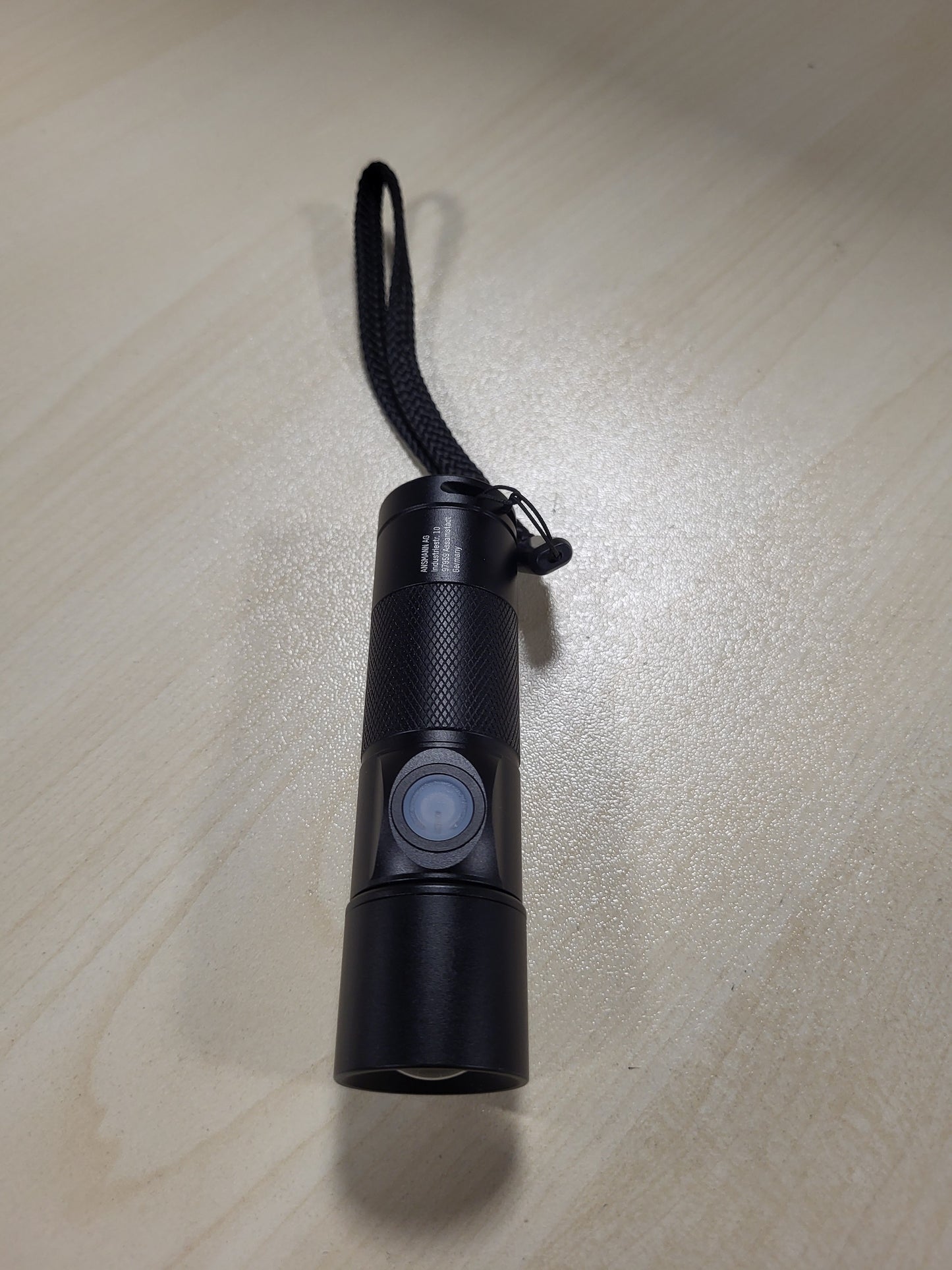 217825 - ANSMANN FUTURE T350FR FENER I RIKARIKUESHËM, 1 COPË, FENER I VOGËL ME FOKUS 300 LUMEN, RREZE DERI NË 110 M, FENER USB ME 4 MODALITETE NDRIÇIMI
