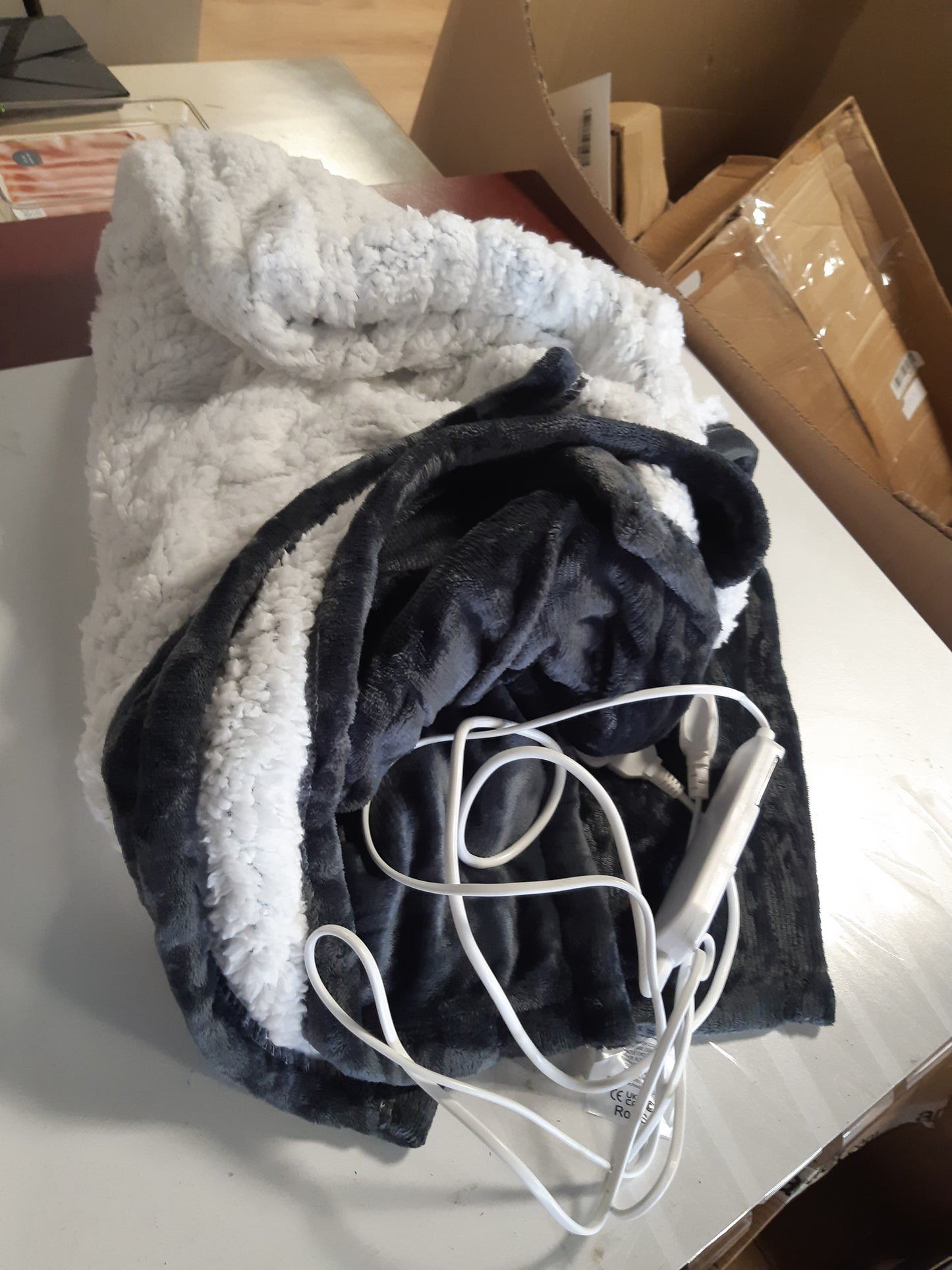 222492 - QIERYUN Batanije elektrike me ngrohje 130 x 160 cm, e lahet në lavatriçe, prej leshi dhe Sherpa, me kontrollues dixhital, 10 cilësime ngrohjeje, fiket automatikisht pas 8 orësh