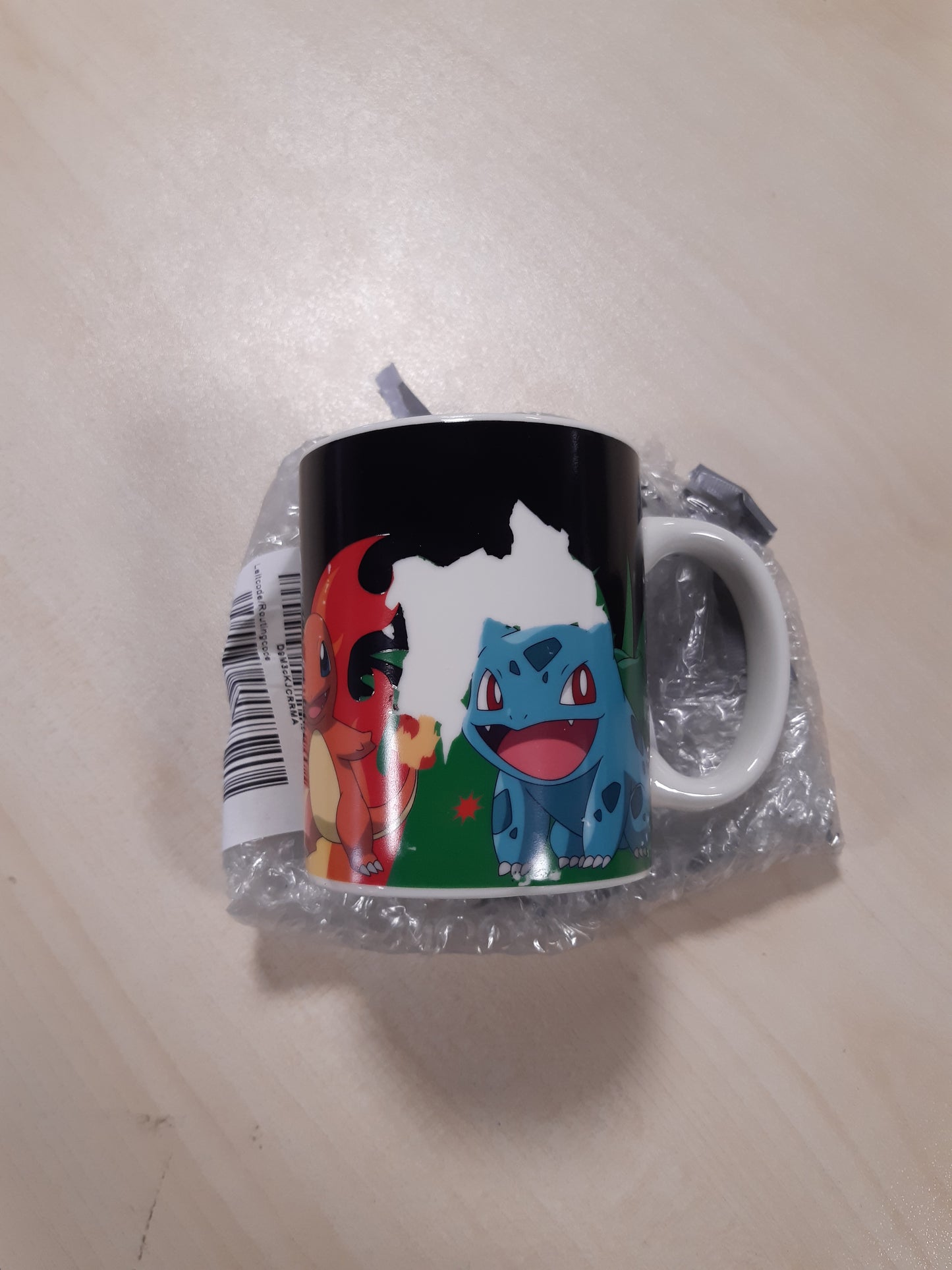 210621 - TURI - Gotë Pokémon me Efektin Termike Pokéverse, Kapacitet 325ml