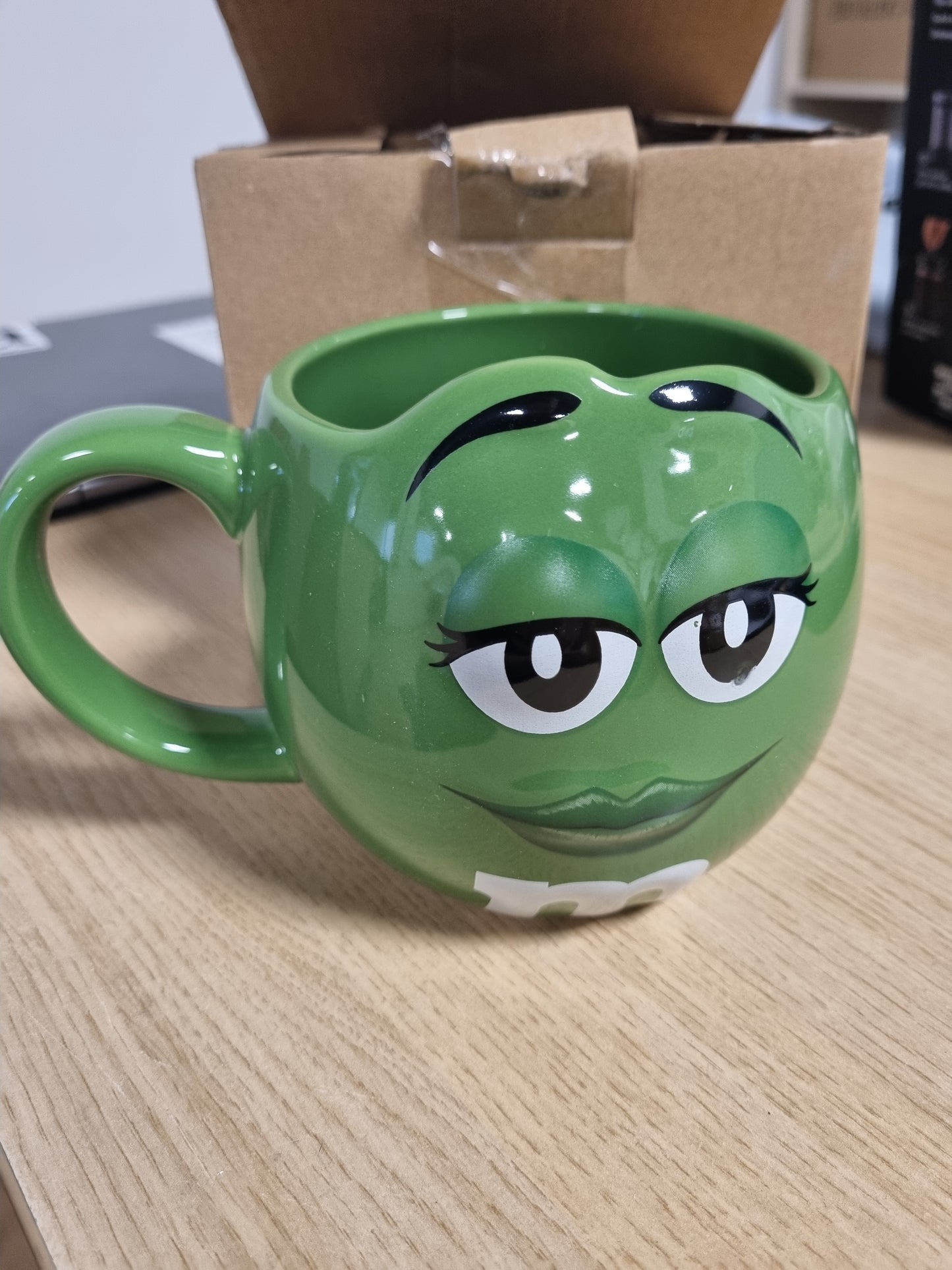 219110 - KOLEKSIONI M&M'S Gotë - Gotë e Gjelbër me Personazhet e M&M'S - 300ml