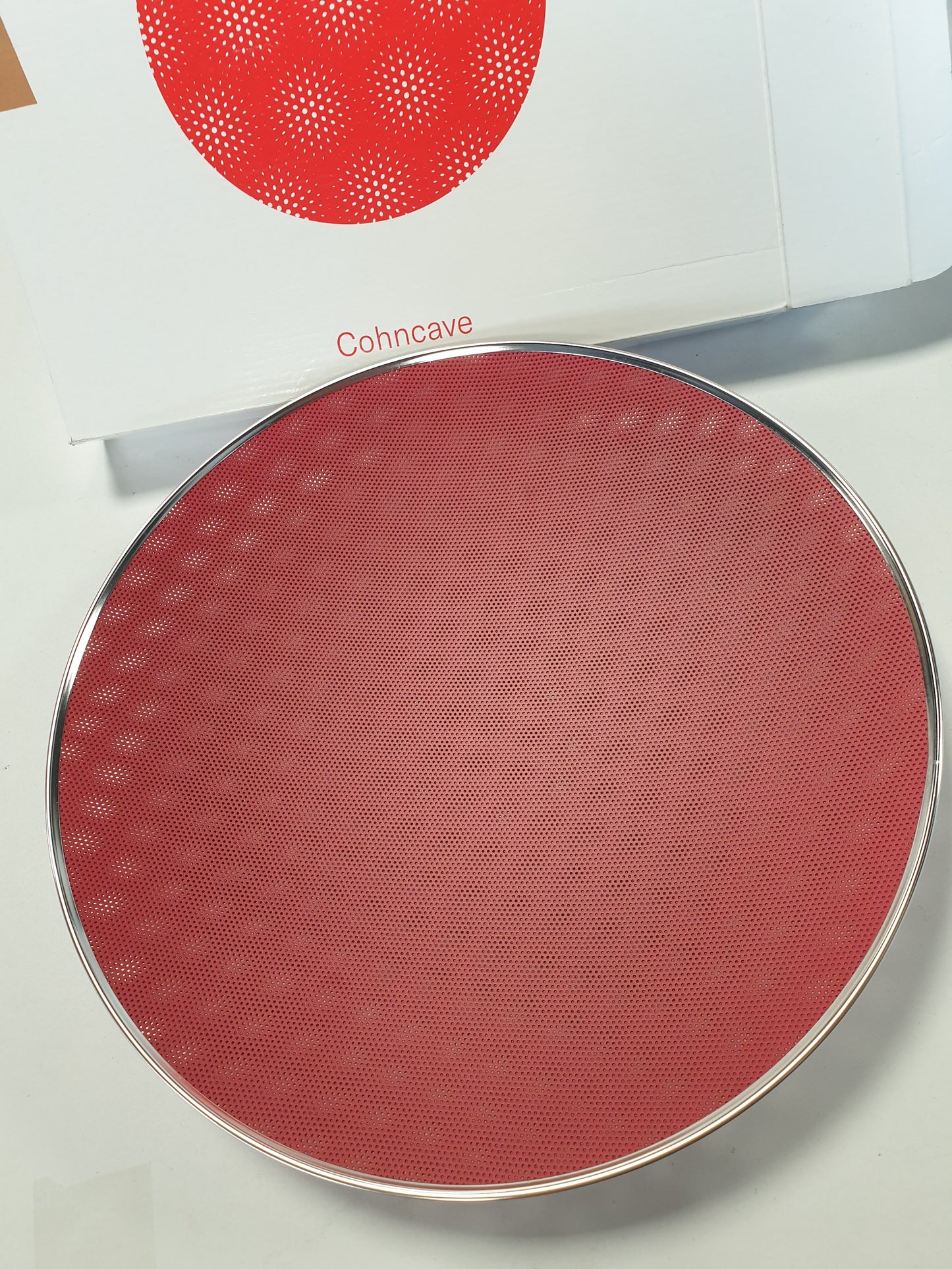 255077 - ALESSI Cohncave SC01/33, qendër dekorative me dizajn të hapur, çelik me ngjyrë me rrëshirë epoksi, Ø 33cm, e kuqe dhe vjollcë