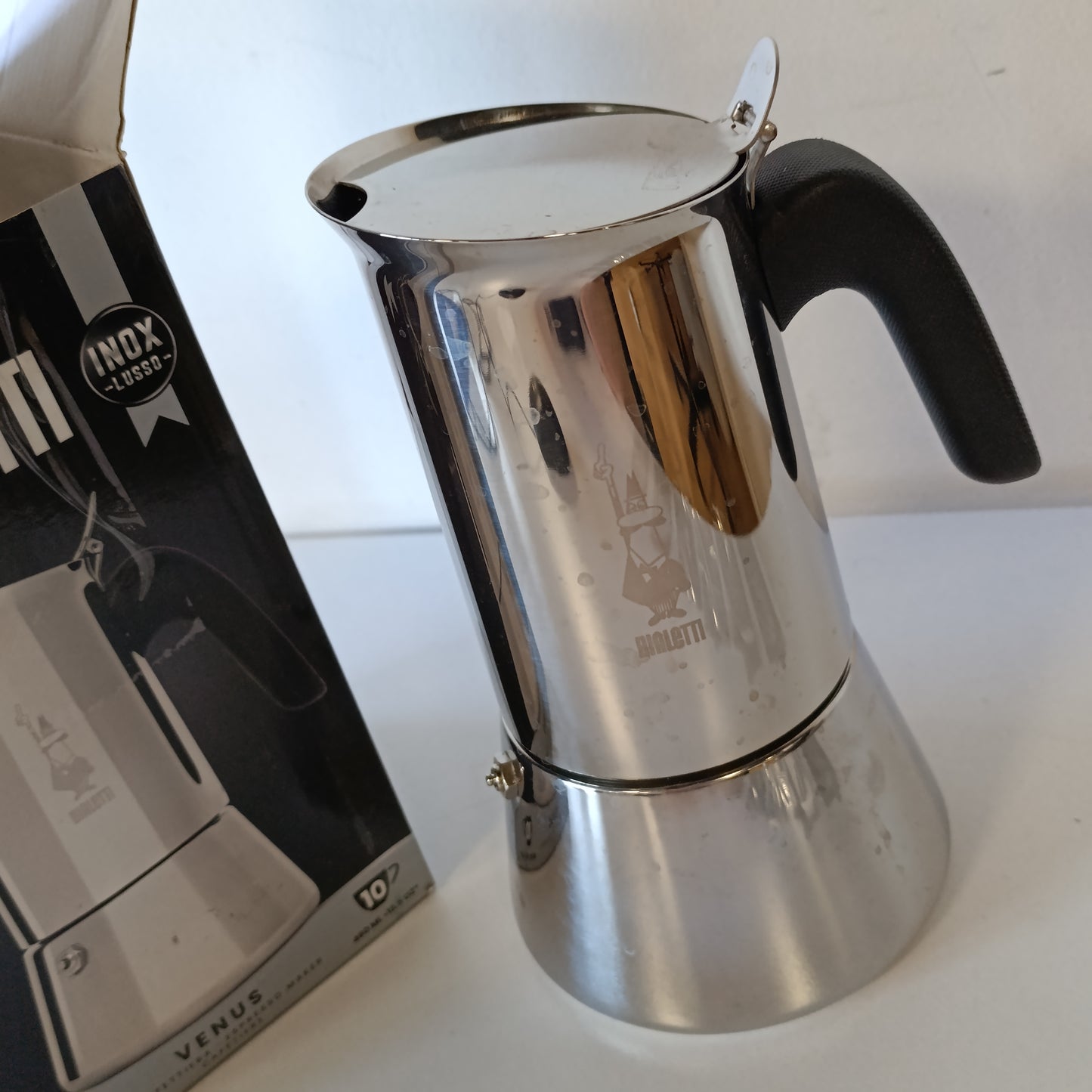 195257 - BIALETTI - Venus Induction Makinë Kafeje për Espresso prej Çeliku Inox, e Përshtatshme për të Gjitha Llojet e Sobave, Kapacitet 10 Gota (460 ml), Argjendi